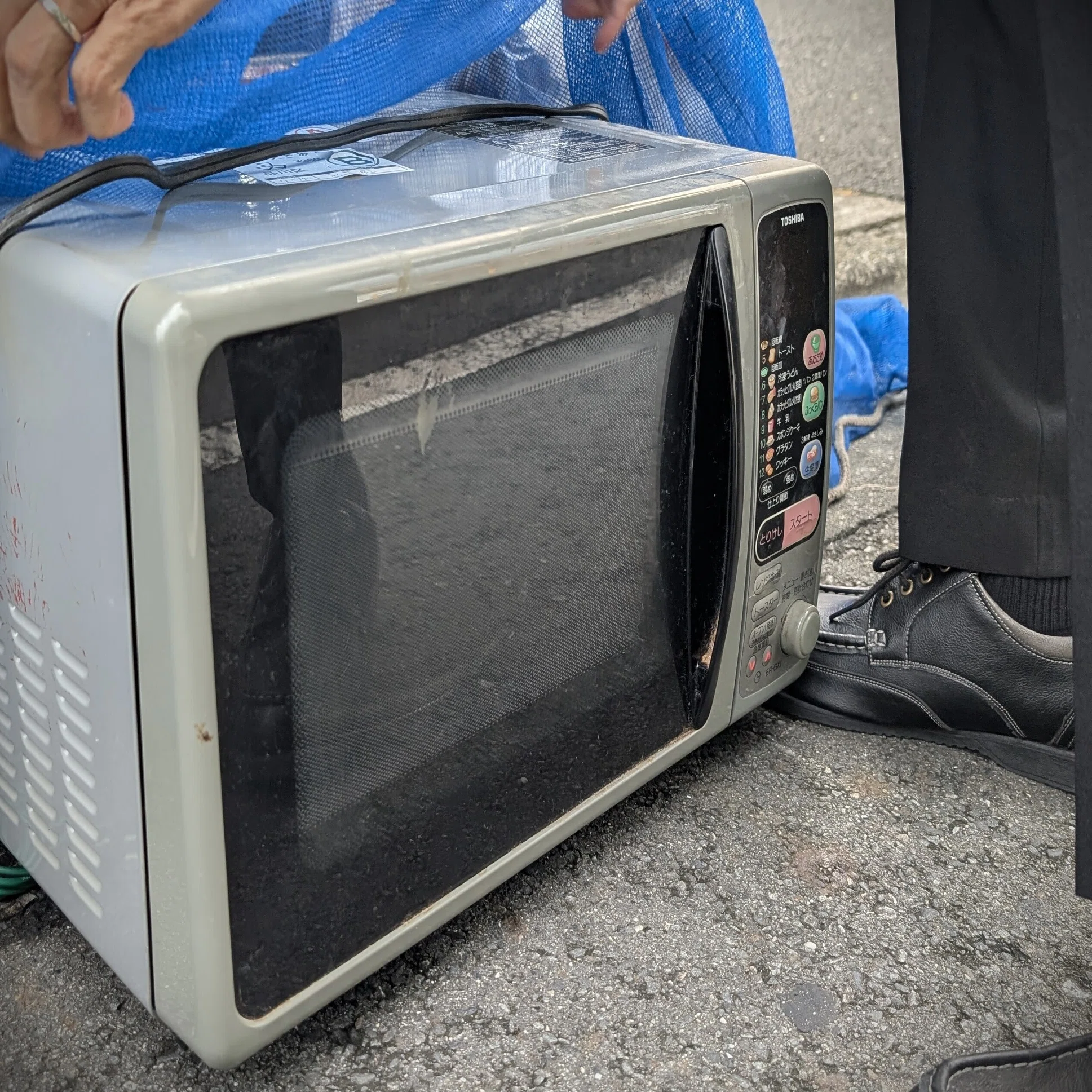 26年ぶりに苦楽を共にした電子レンジを買い替え。1999年製ターン 