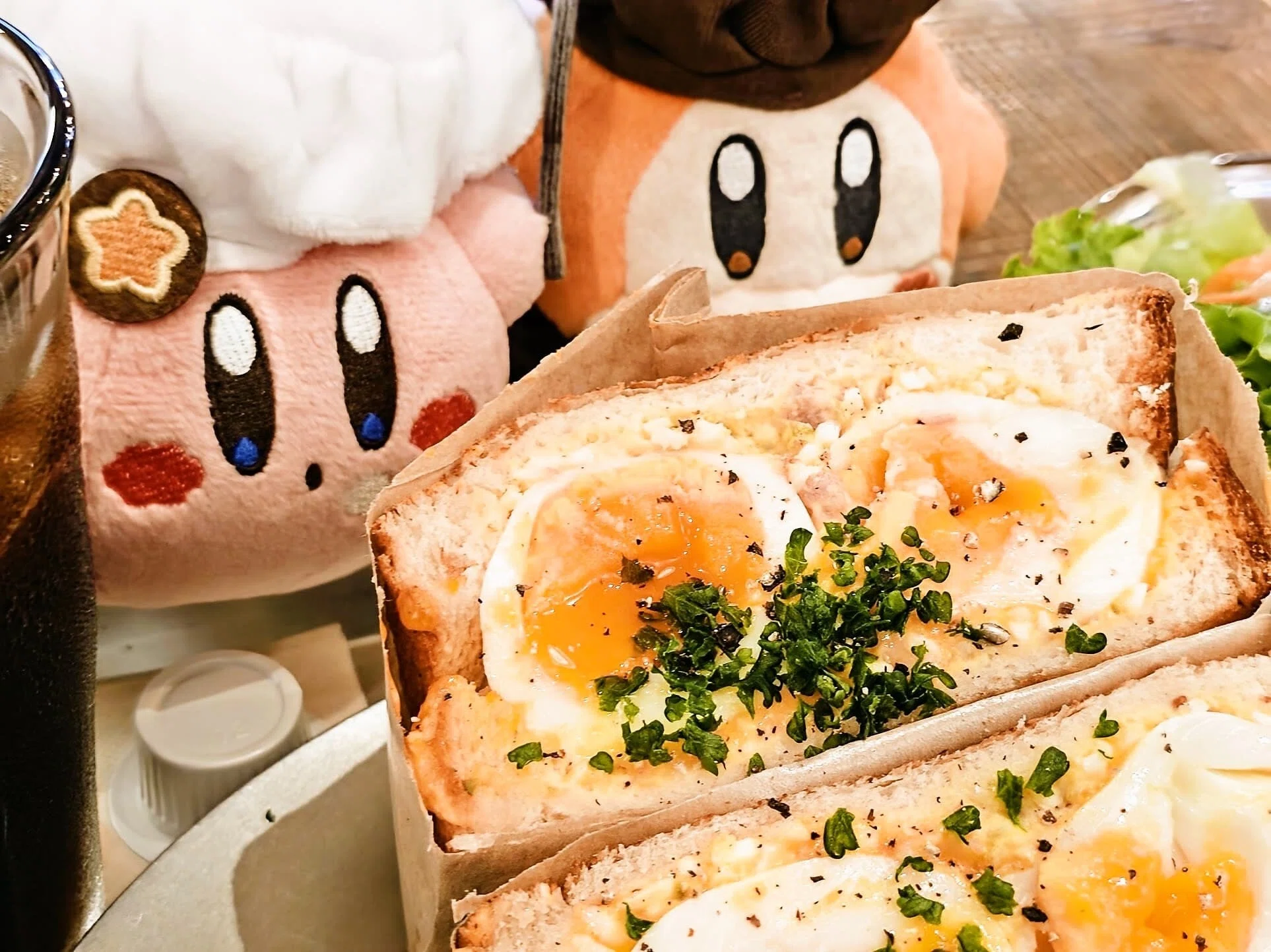 オシャレで利便性も高い卵料理専門カフェで、ビジュアル満点の絶品卵