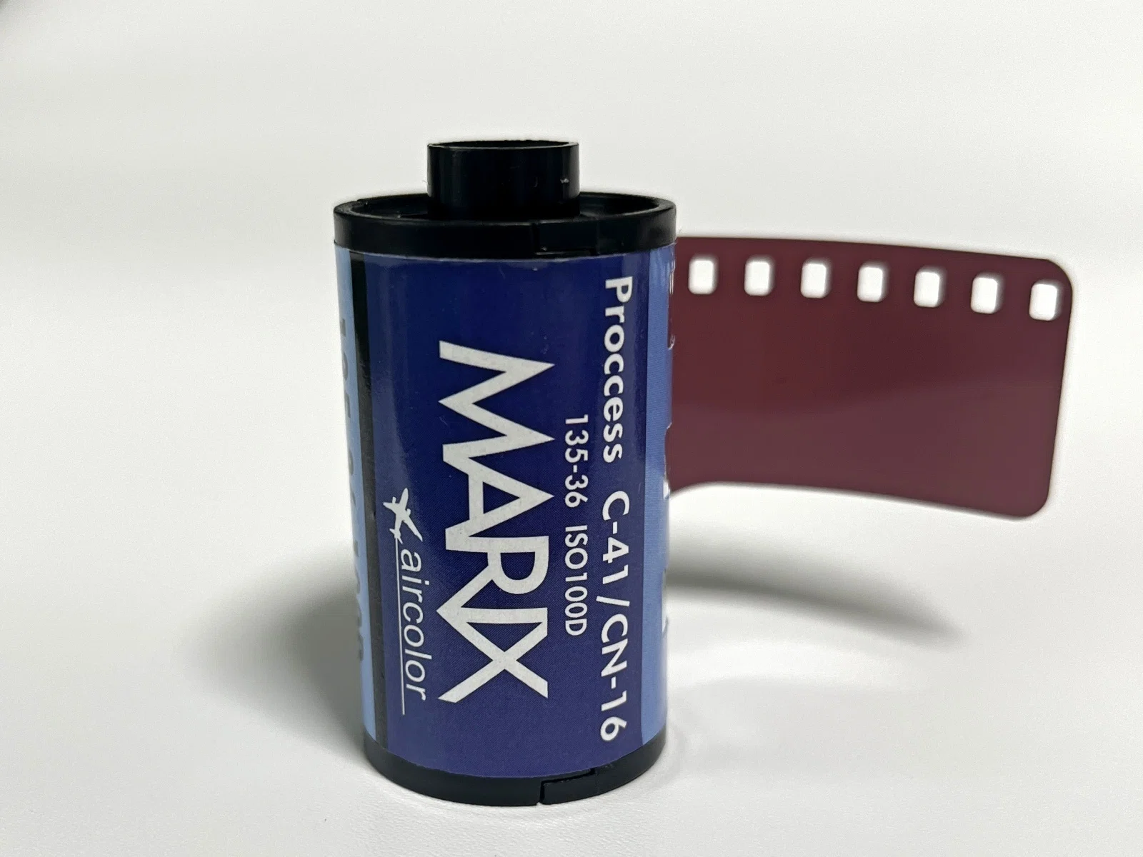 35．真っ赤に写るフィルム MARIXFILM AIR COLOR 100D＜フィルム＞｜神成