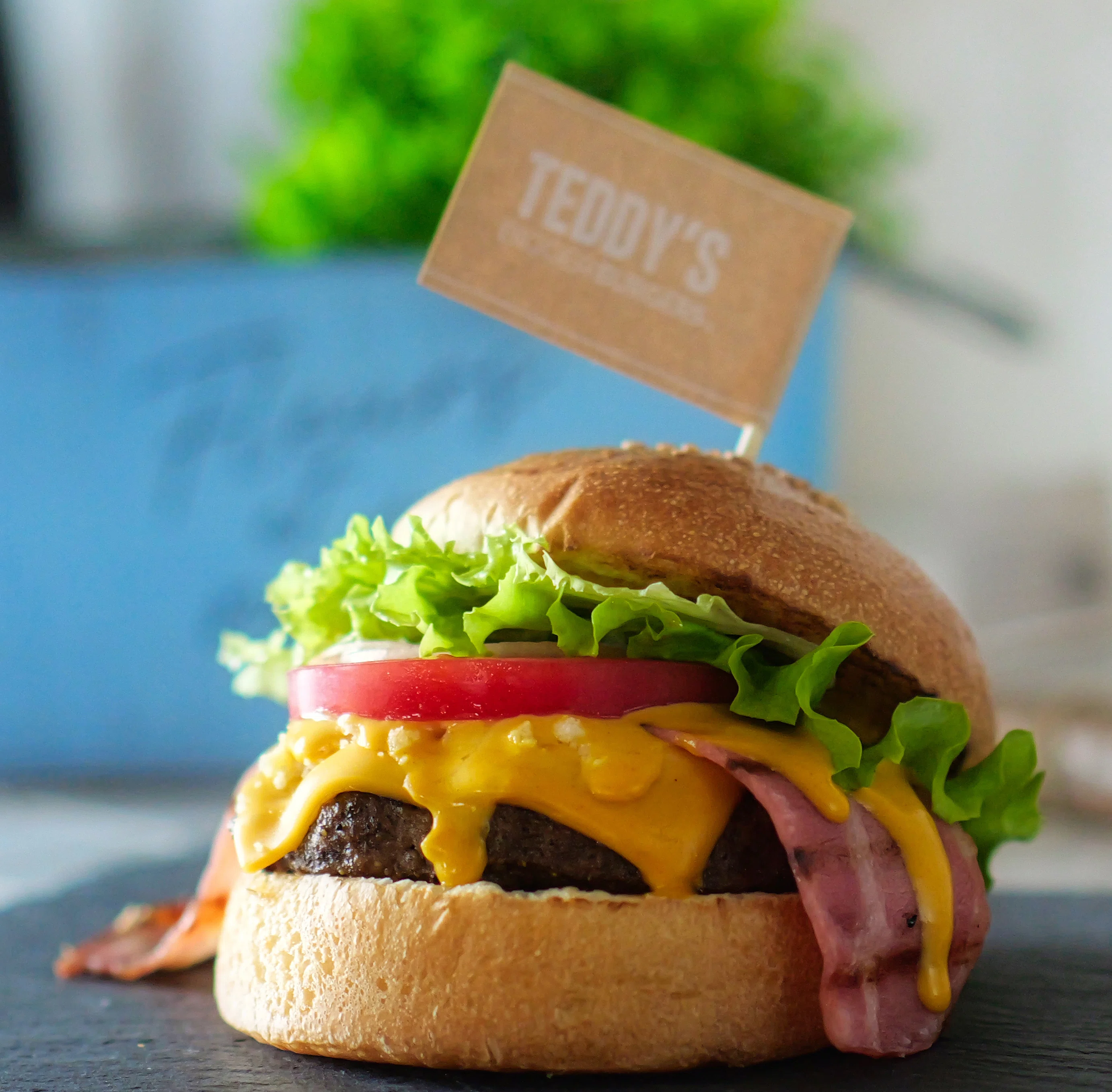 朝食を抜いてハンバーガーを撮影した話｜Hideo Takehara