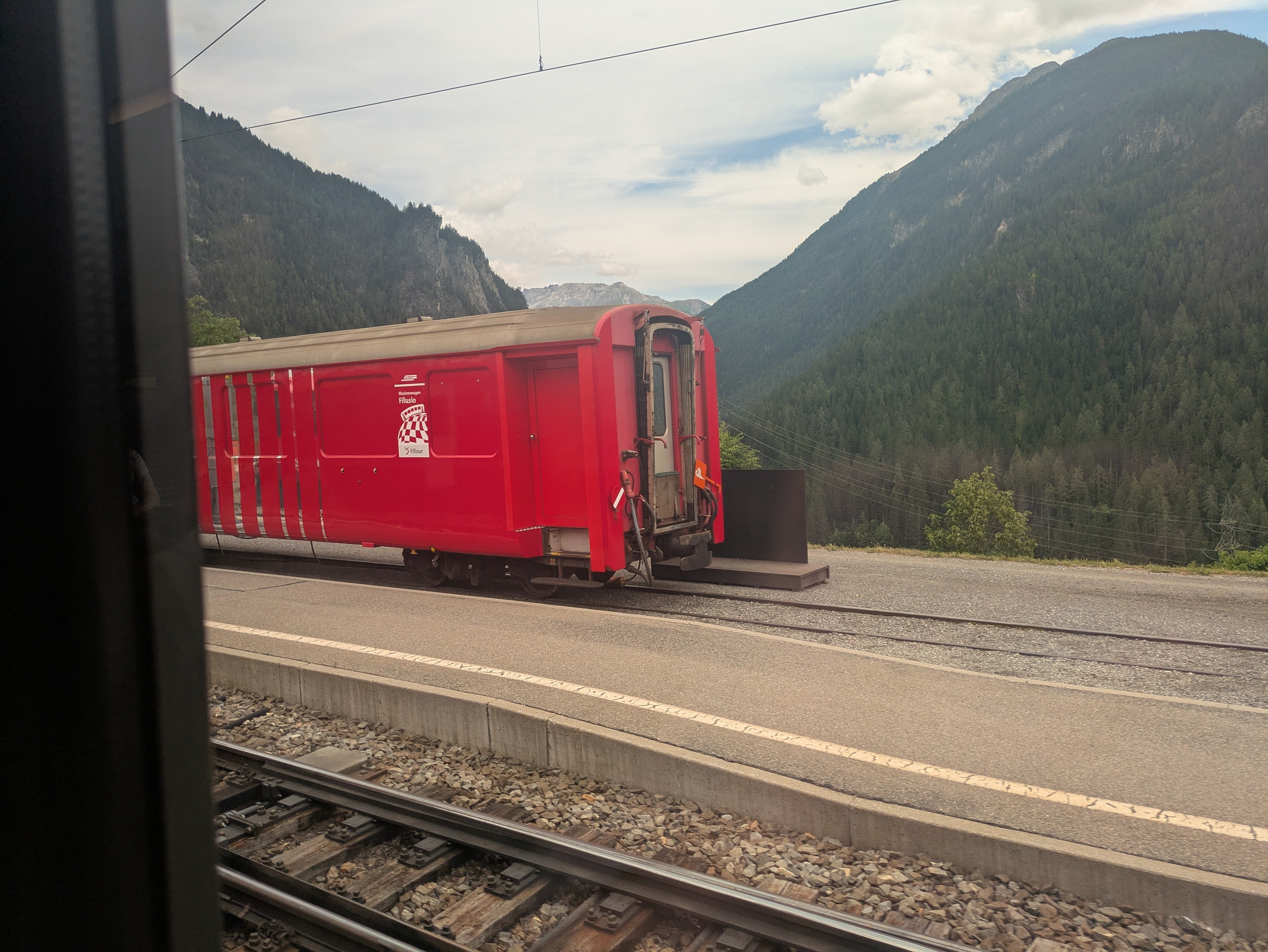 レーティッシュ鉄道乗車記⑤｜川端 準(Jun Kawabata)