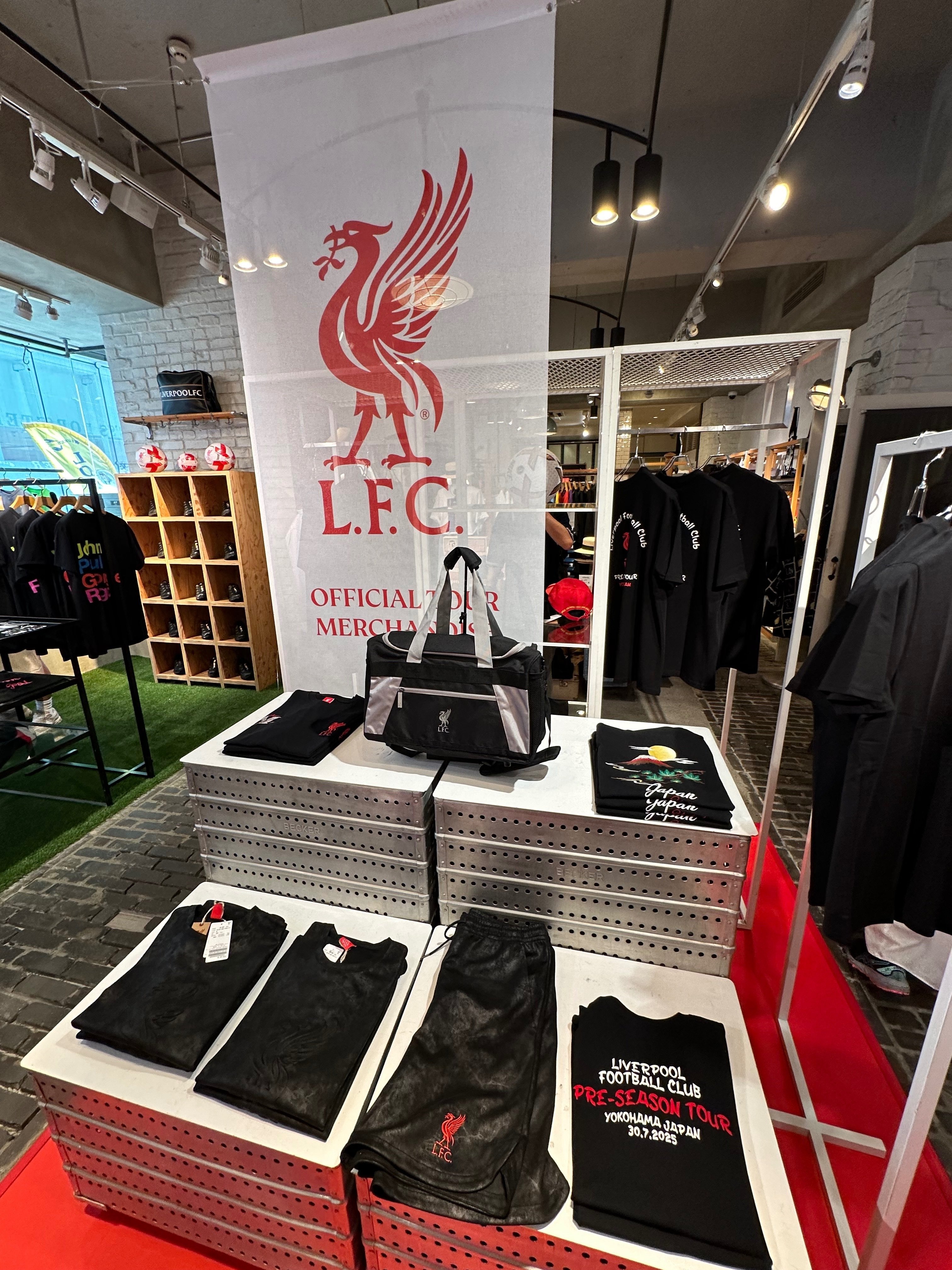 リバプールFC 2025ジャパンツアー記念 キーホルダー