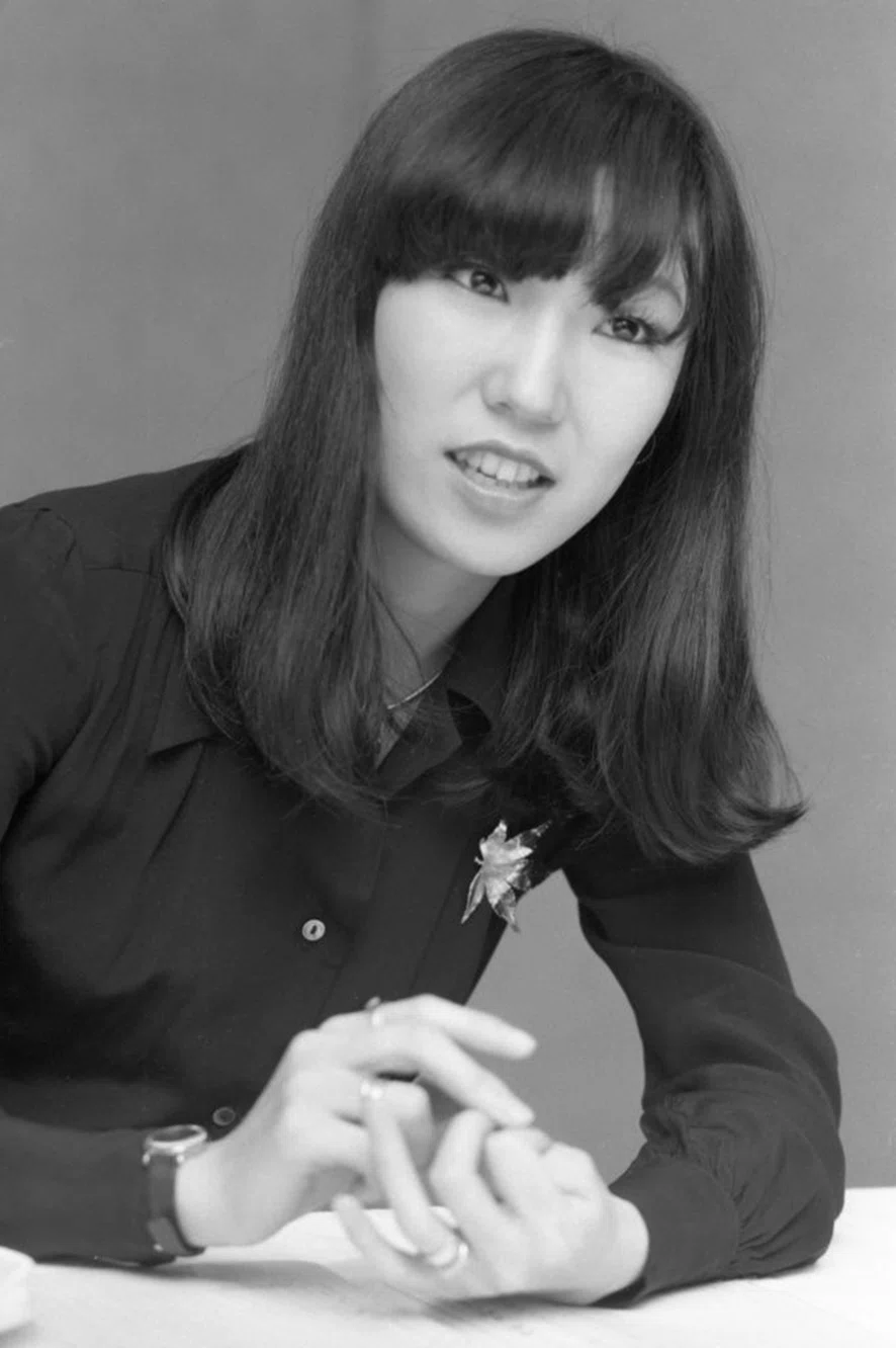 BABeLPedia」No.48 荒井由美｜バベル堂