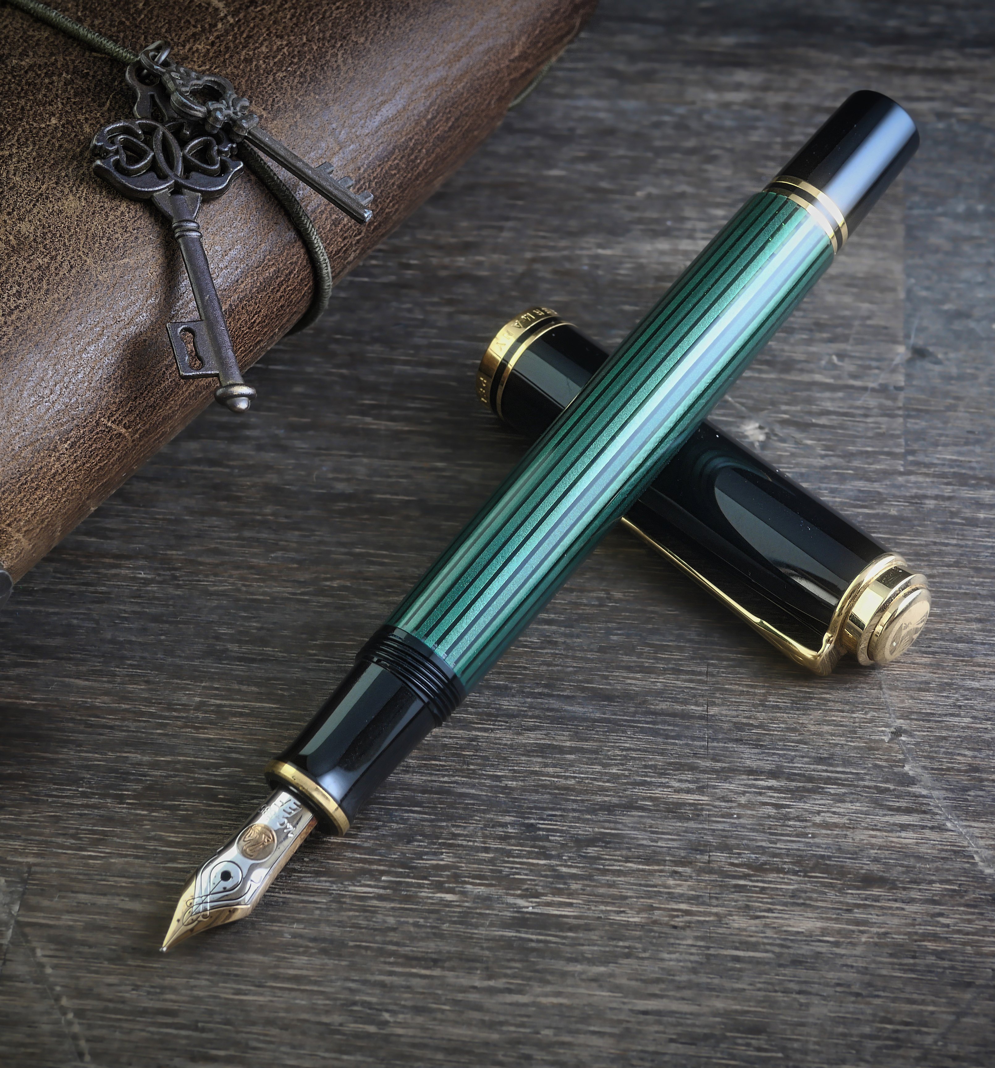 Pelikan M400SE brown-stripes F-nib 茶縞 細字 Pelikan M400SE brown-stripes F-nib 茶縞 細字 Pelikan M400