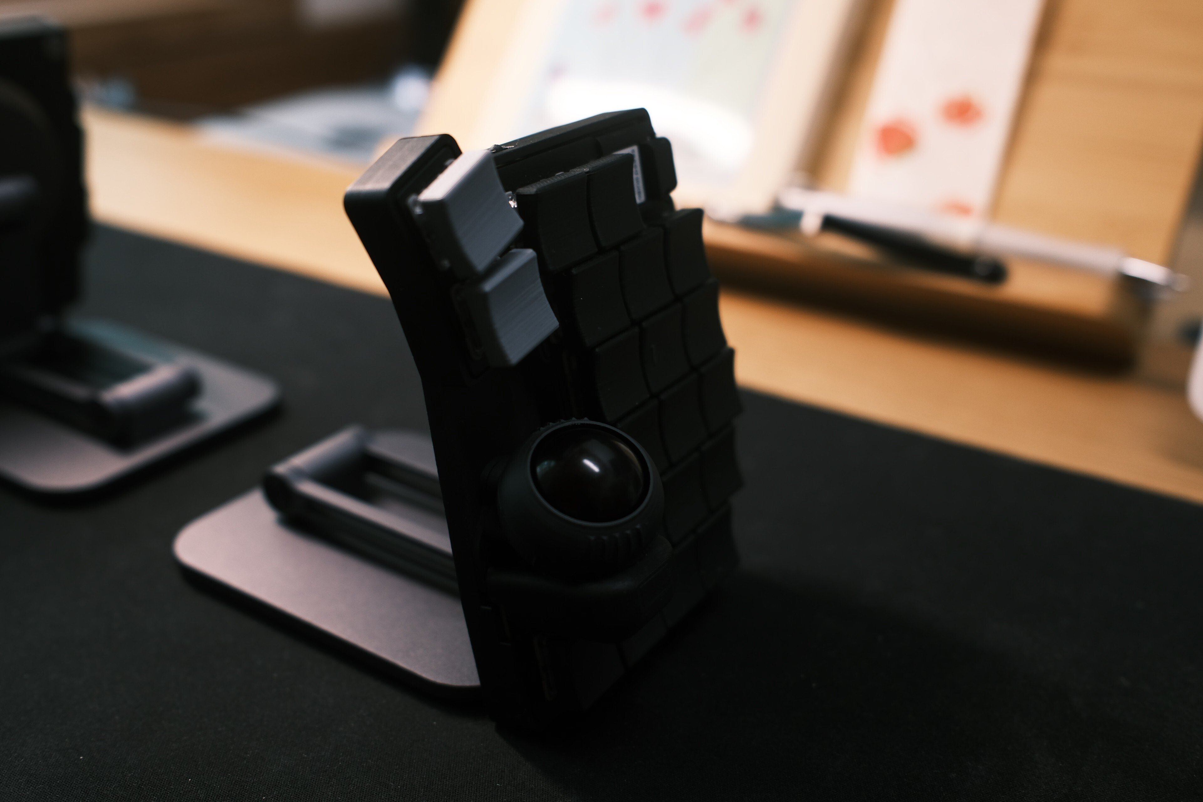 分割無線キーボード「moNa2」 | 4ヶ月間使用レビュー｜Kanade