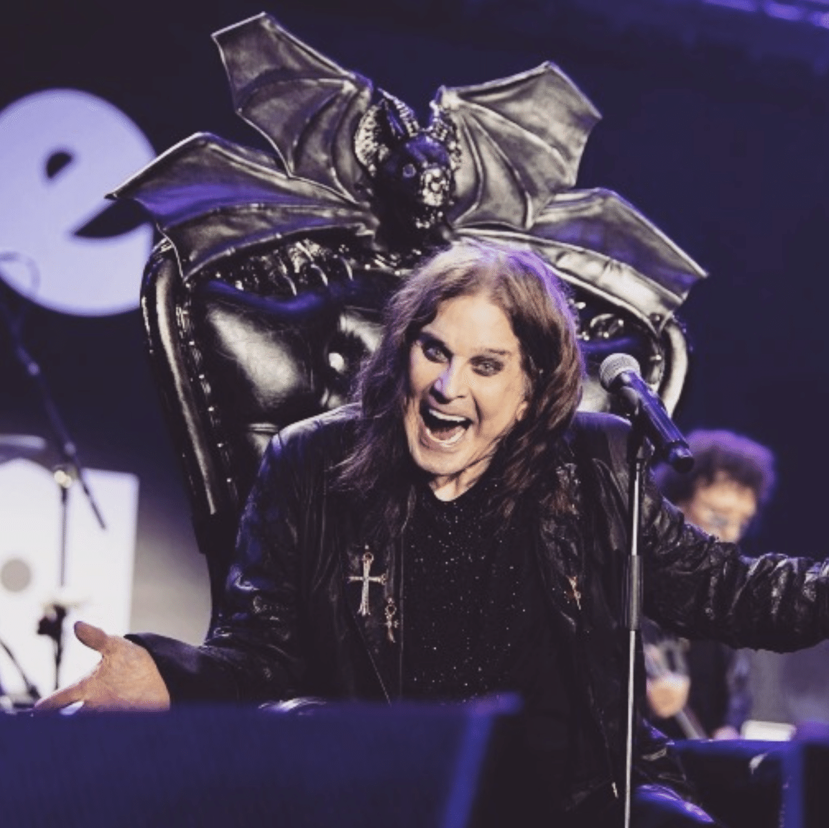 OZZY ISBOURNE クリスマスオーナメン Blood Bat未使用 ありがとう OZZY！ ～オジー・オズボーン死去｜五辺宏明