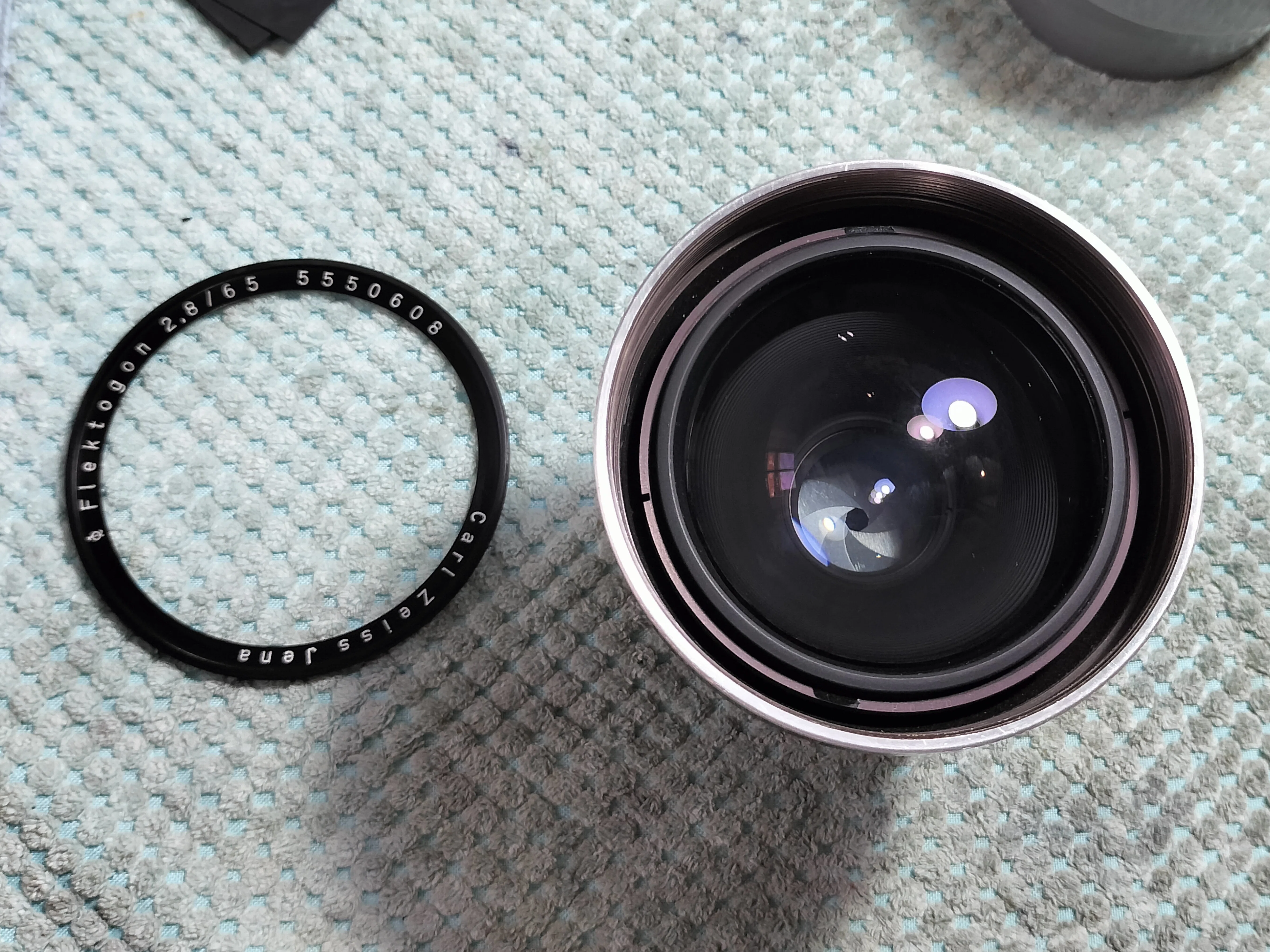 Carl Zeiss Jena Flektogon 65mm F/2.8の分解 ｜フィルムカメラ修理の
