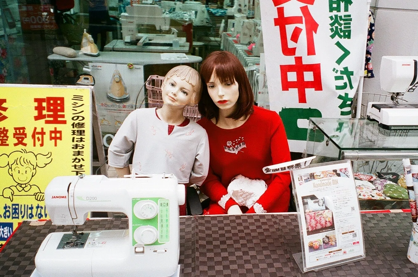 ナチュラクラシカというカメラ あるいはフィルムのこと｜白いセロファン