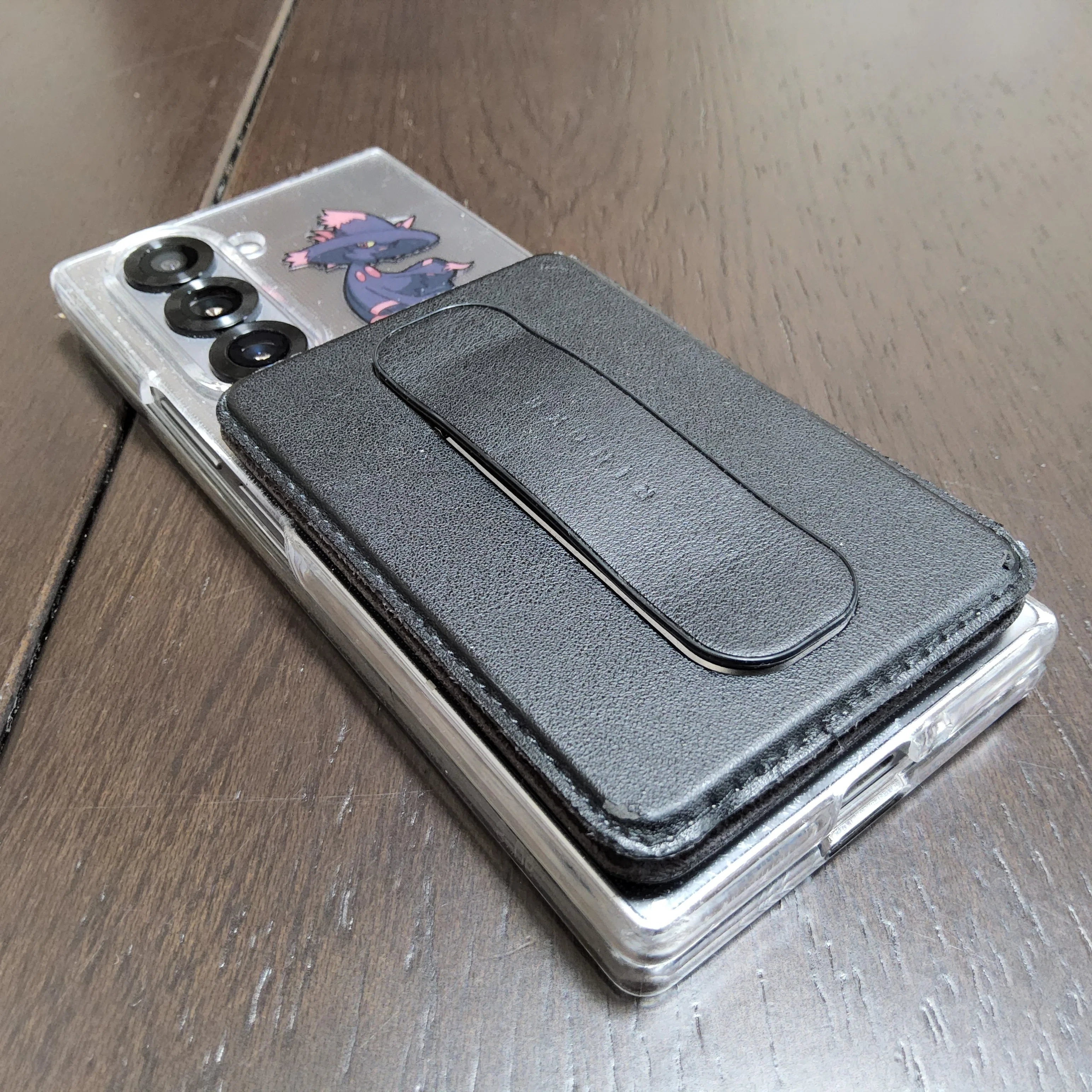 折りたたみスマホのケースについて｜toki nisi