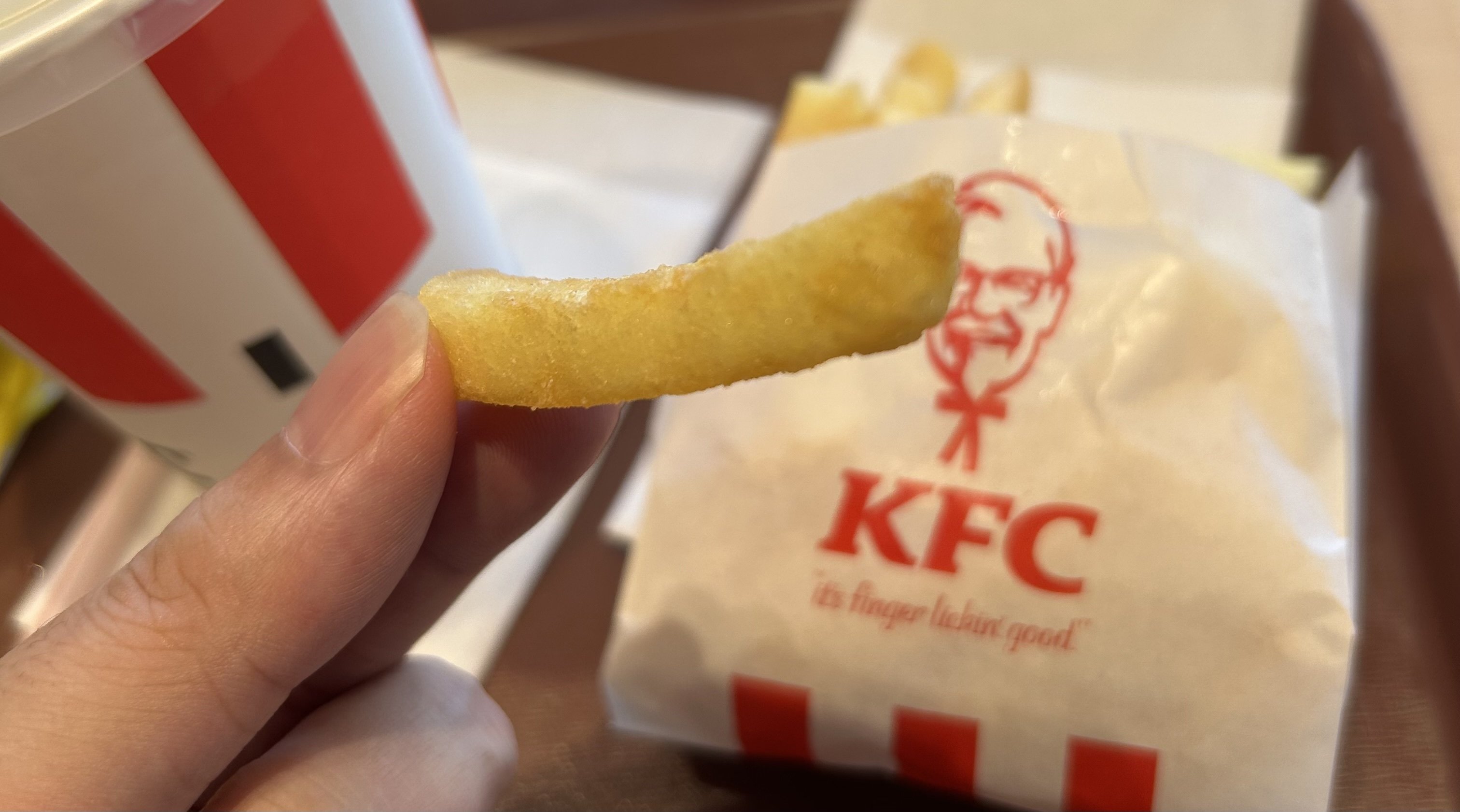 ハンバーガーショップのフライドポテトを食べよう！｜おーだ