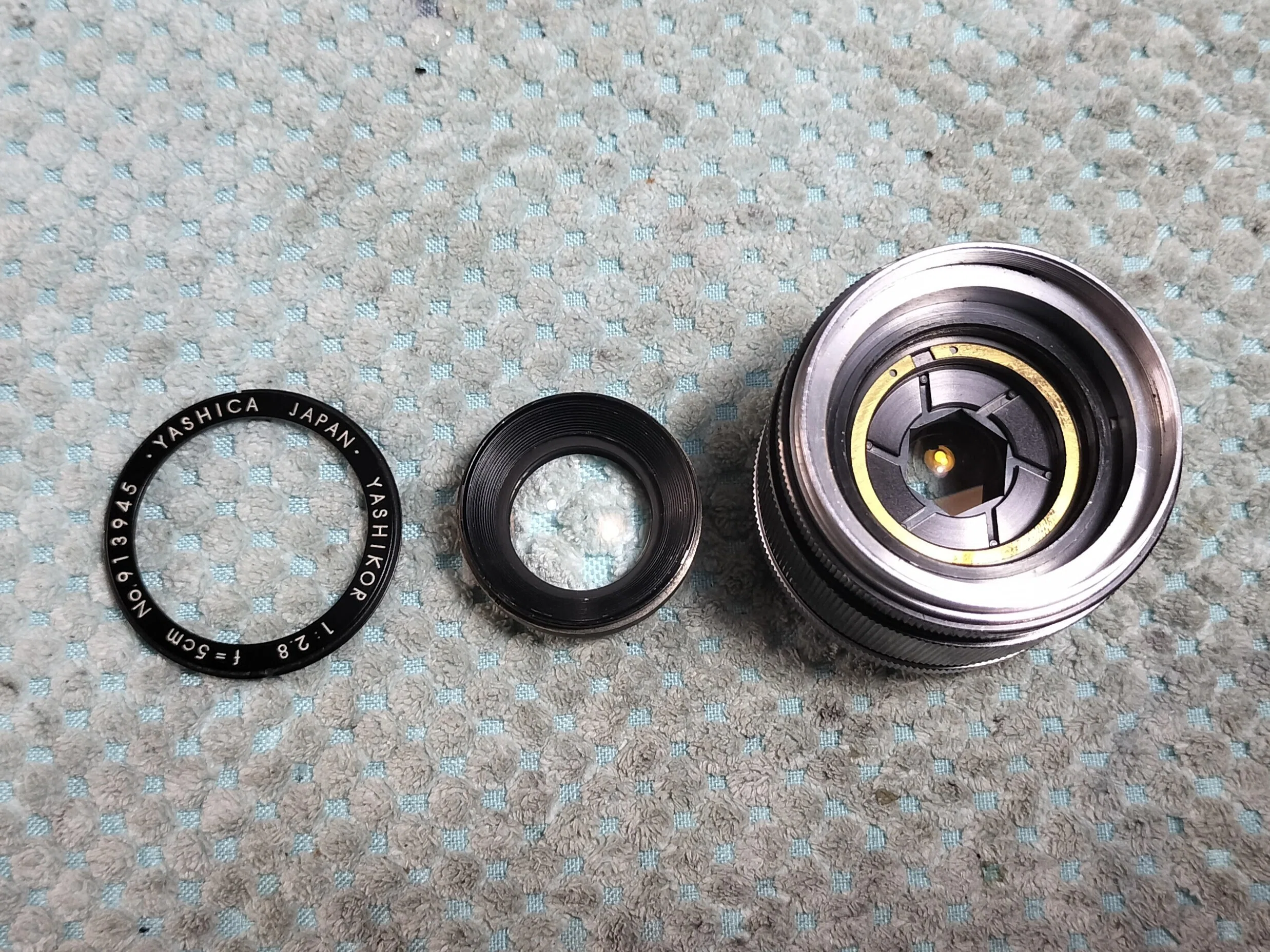 Yashica Yashikor 5cm F/2.8 L39の分解｜フィルムカメラ修理のアクアカメラ