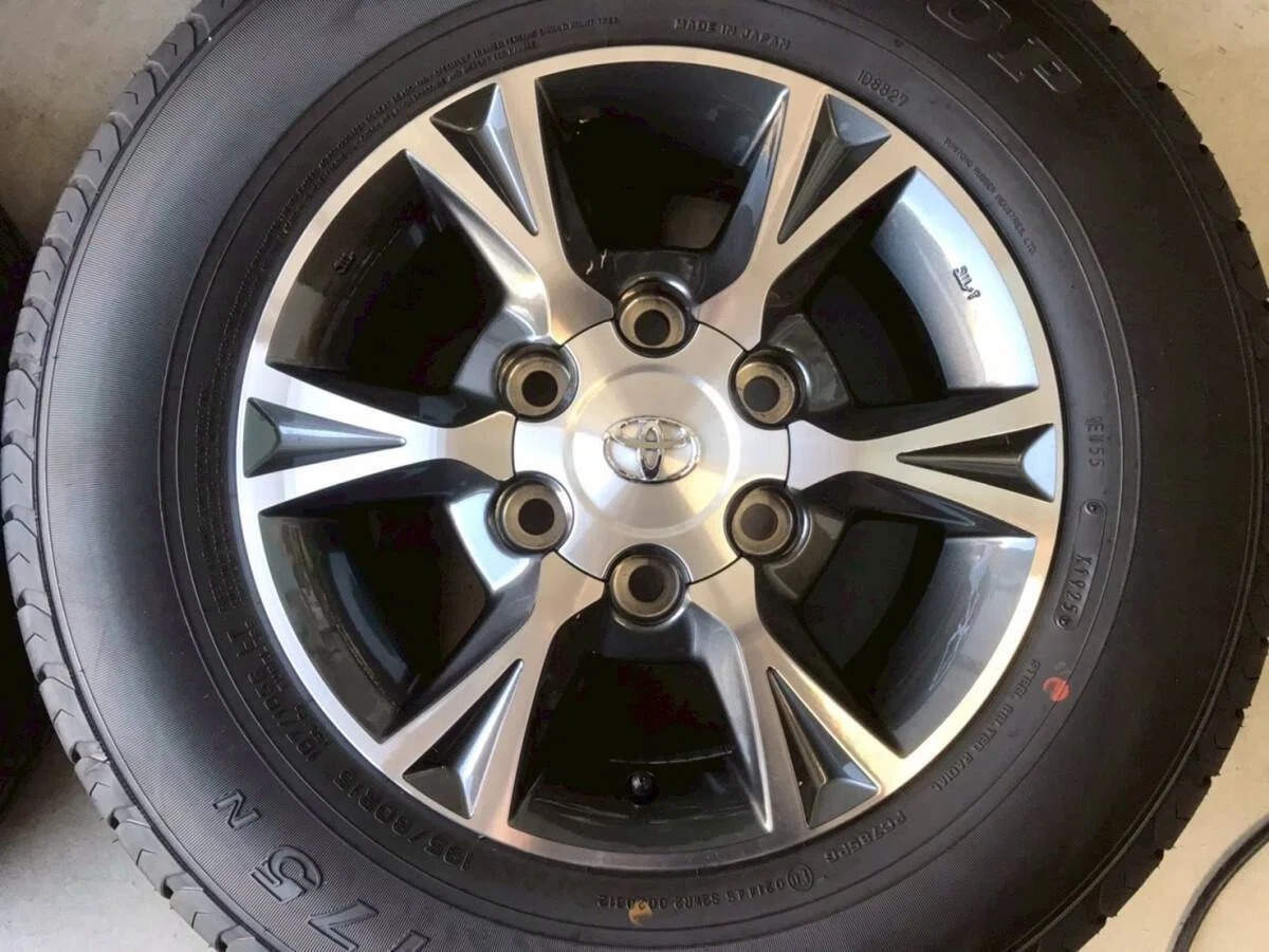 滋賀でタイヤホイール買取】新車外しタイヤホイールを高く売るなら 