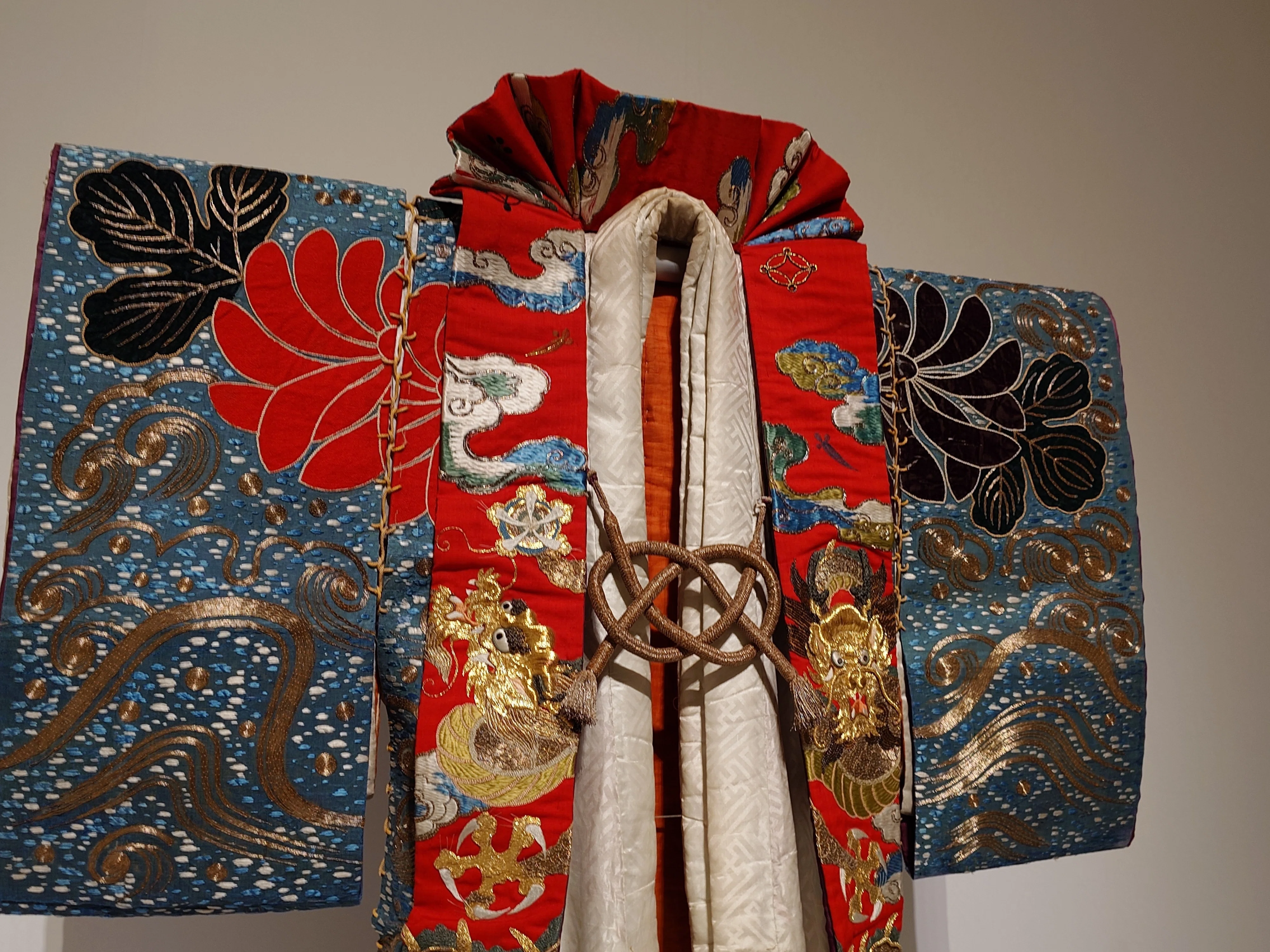 大奥展　図録　ブローチ　着物アクセサリーŌoku Edo Castle Edo 🪭 Ooku @ Tokyo National Museum｜e_rena