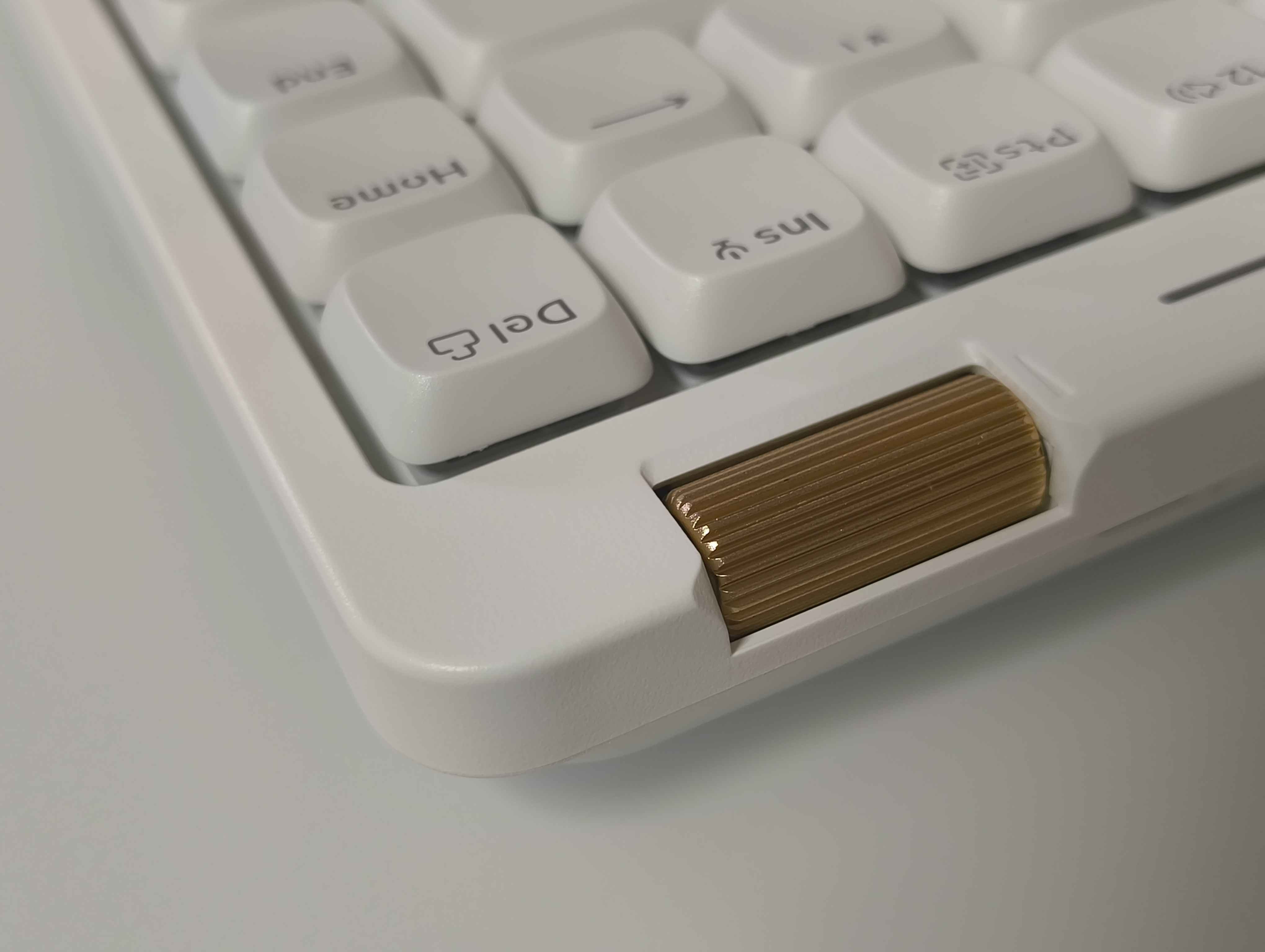 □レビュー｜Lofree Flow Lite JIS｜分割スペースバー|日本語配列