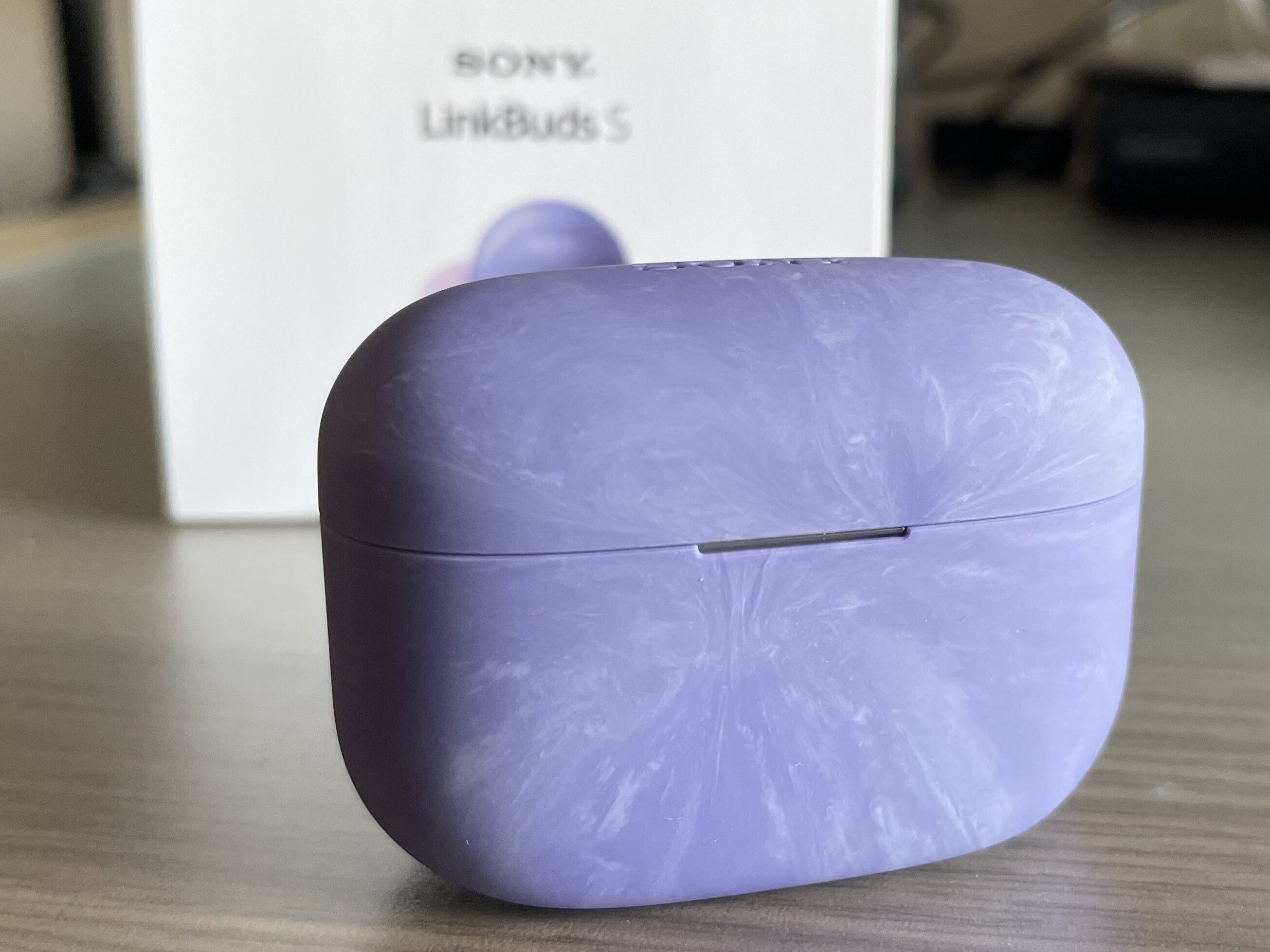 SONY LinkBuds S WF-LS900NでAudibleを聴く｜Akio van der Meer