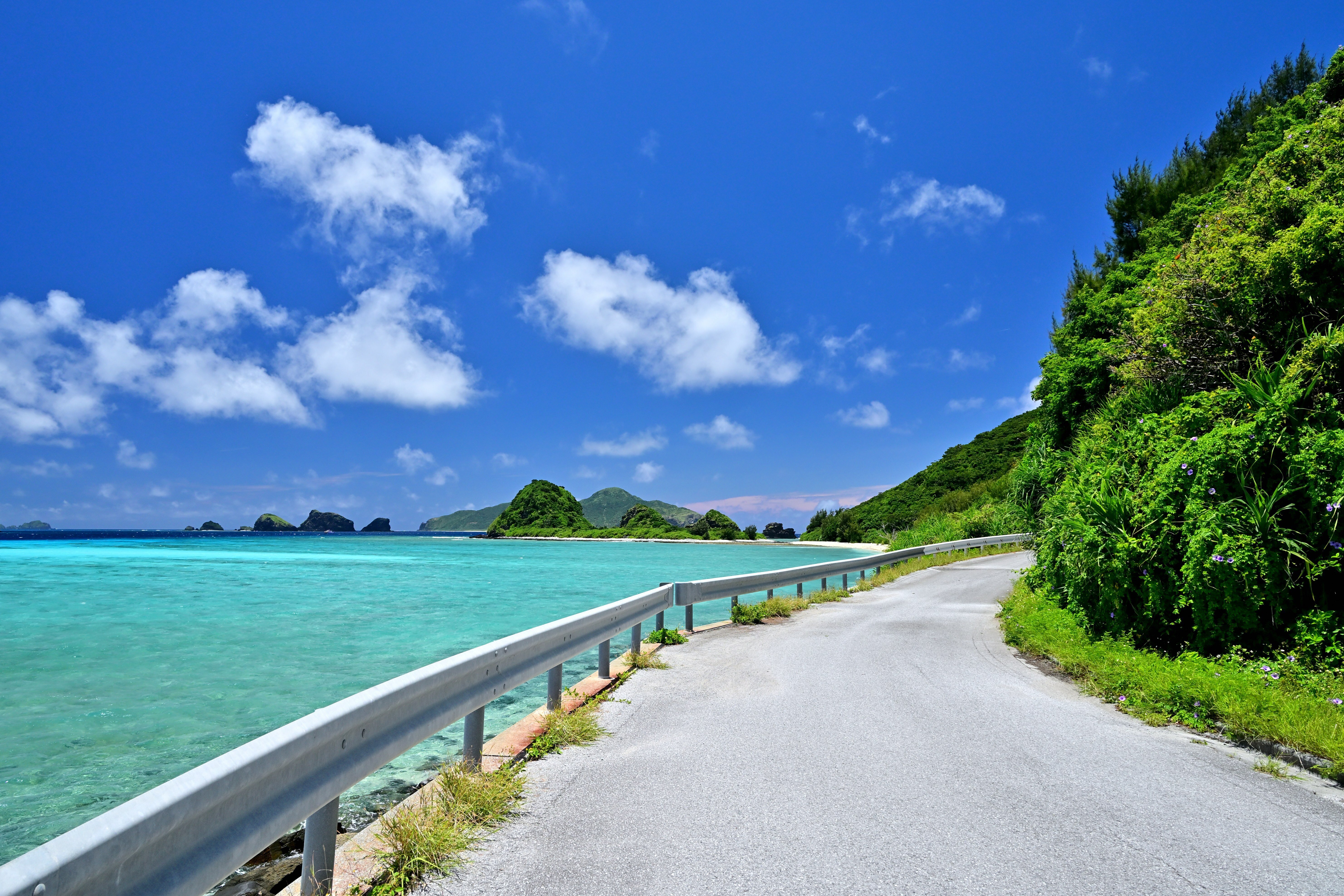 沖縄の離島】座間味島の4つの展望台から見えるケラマブルーの海｜Heira.K