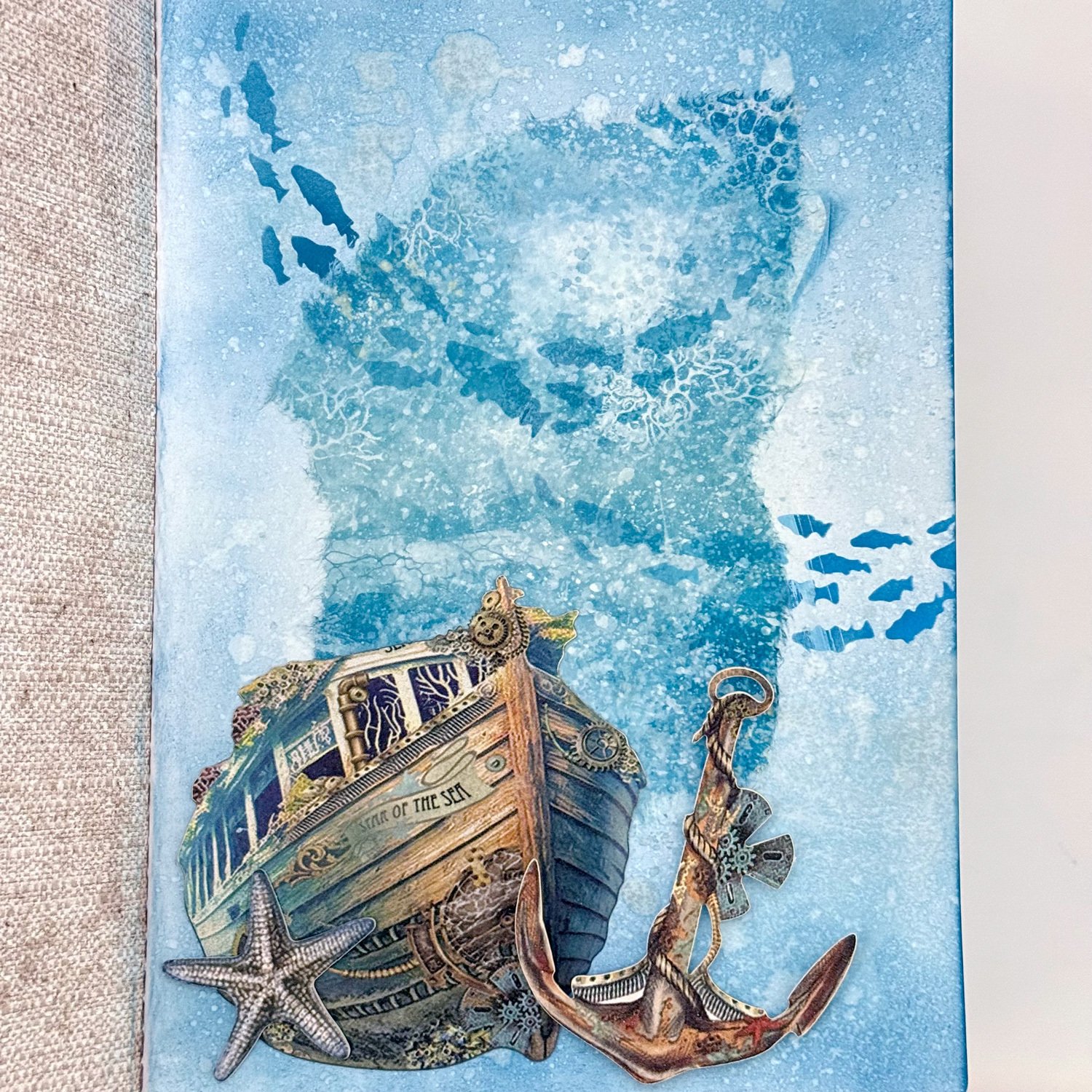 沈没船が眠る海のミクストメディアコラージュ｜海外文具と古本 まよ