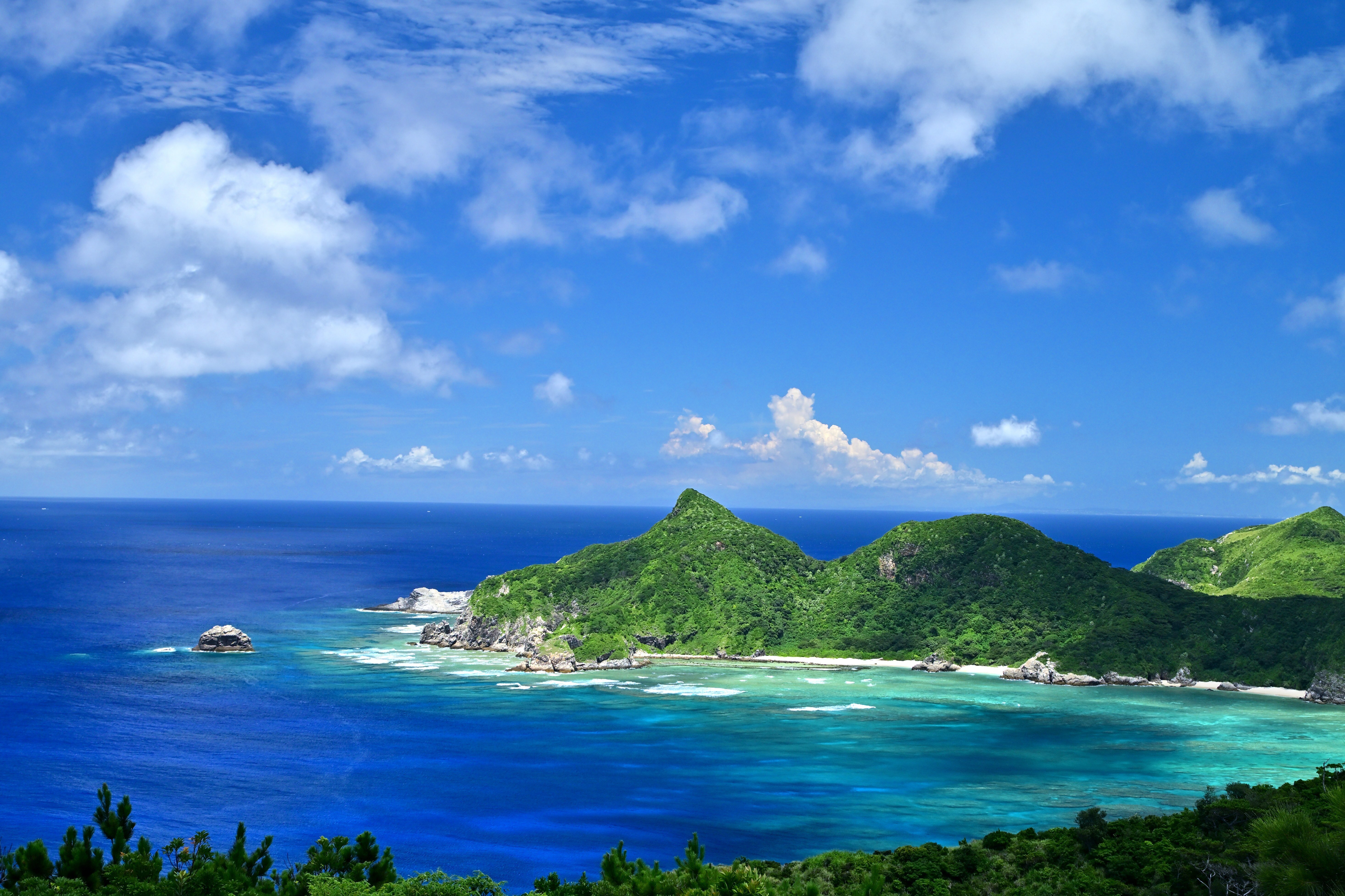 海景 沖縄の離島】座間味島の4つの展望台から見えるケラマブルーの海｜Heira.K