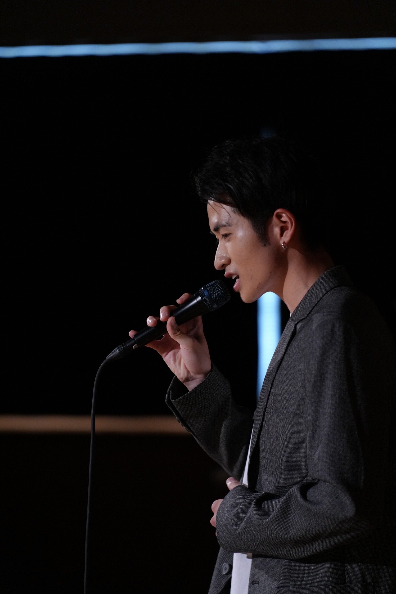 自己紹介・シンガーソングライター・初めてのnote｜持徳浩太(もちとく