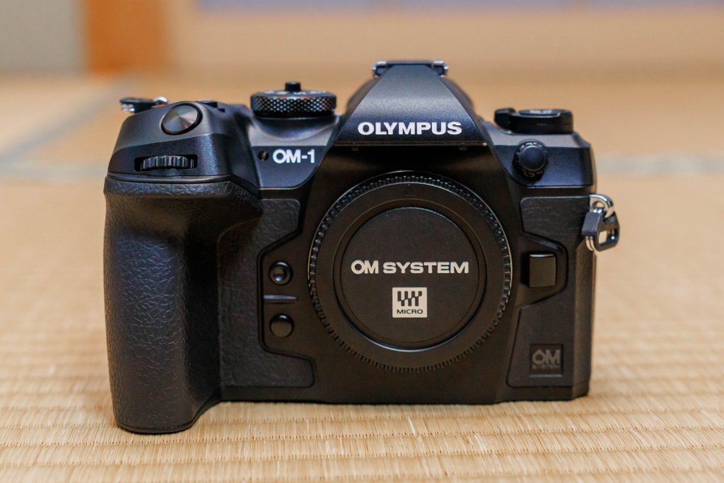 OMSYSTEM OM1 レンズ他 レビュー】OM SYSTEM OM-1 Mark II｜七語零黎の「青・空・虹」