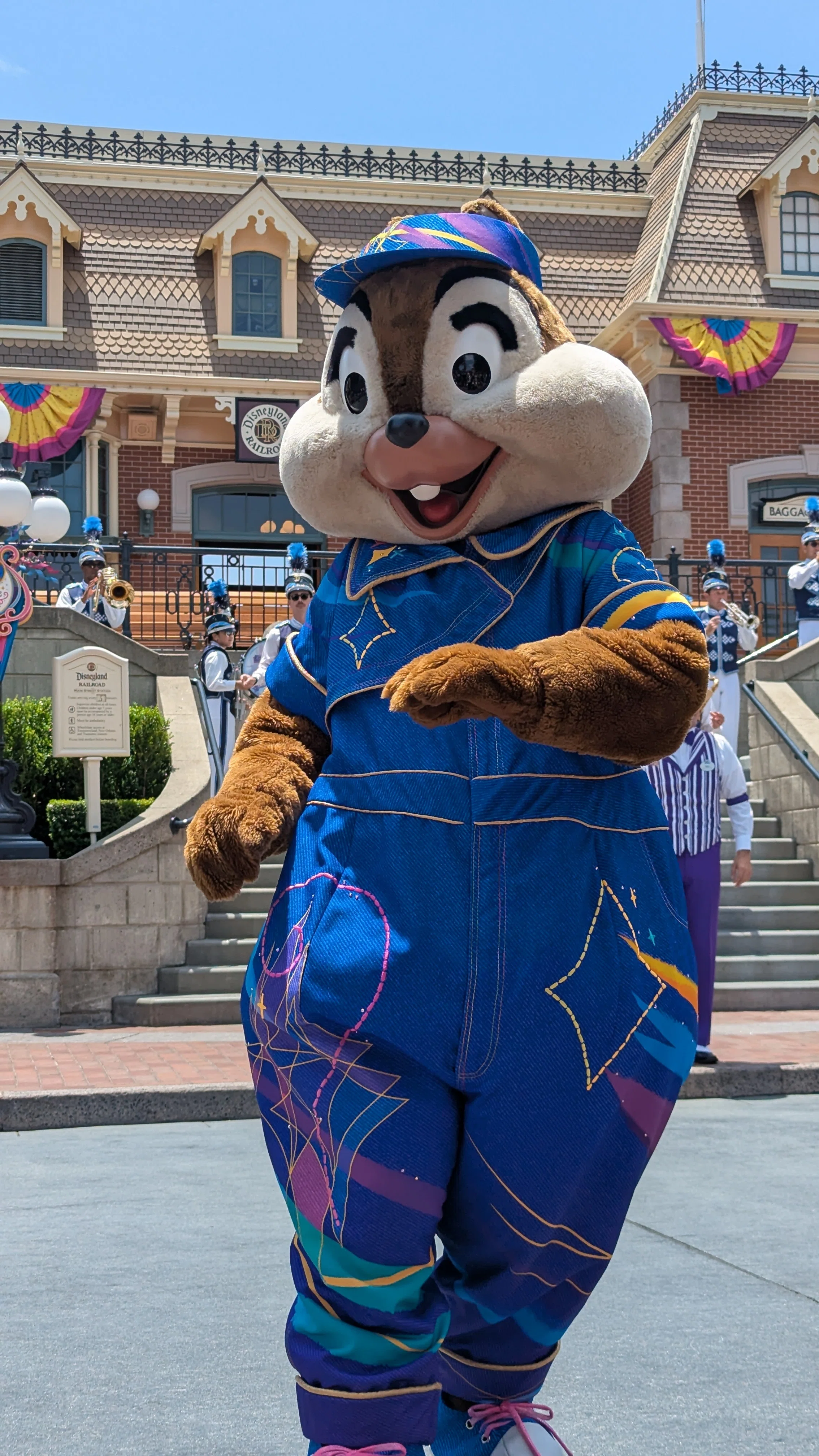 カリフォルニアディズニー70th🏰女ひとり旅③Day1｜シュイ