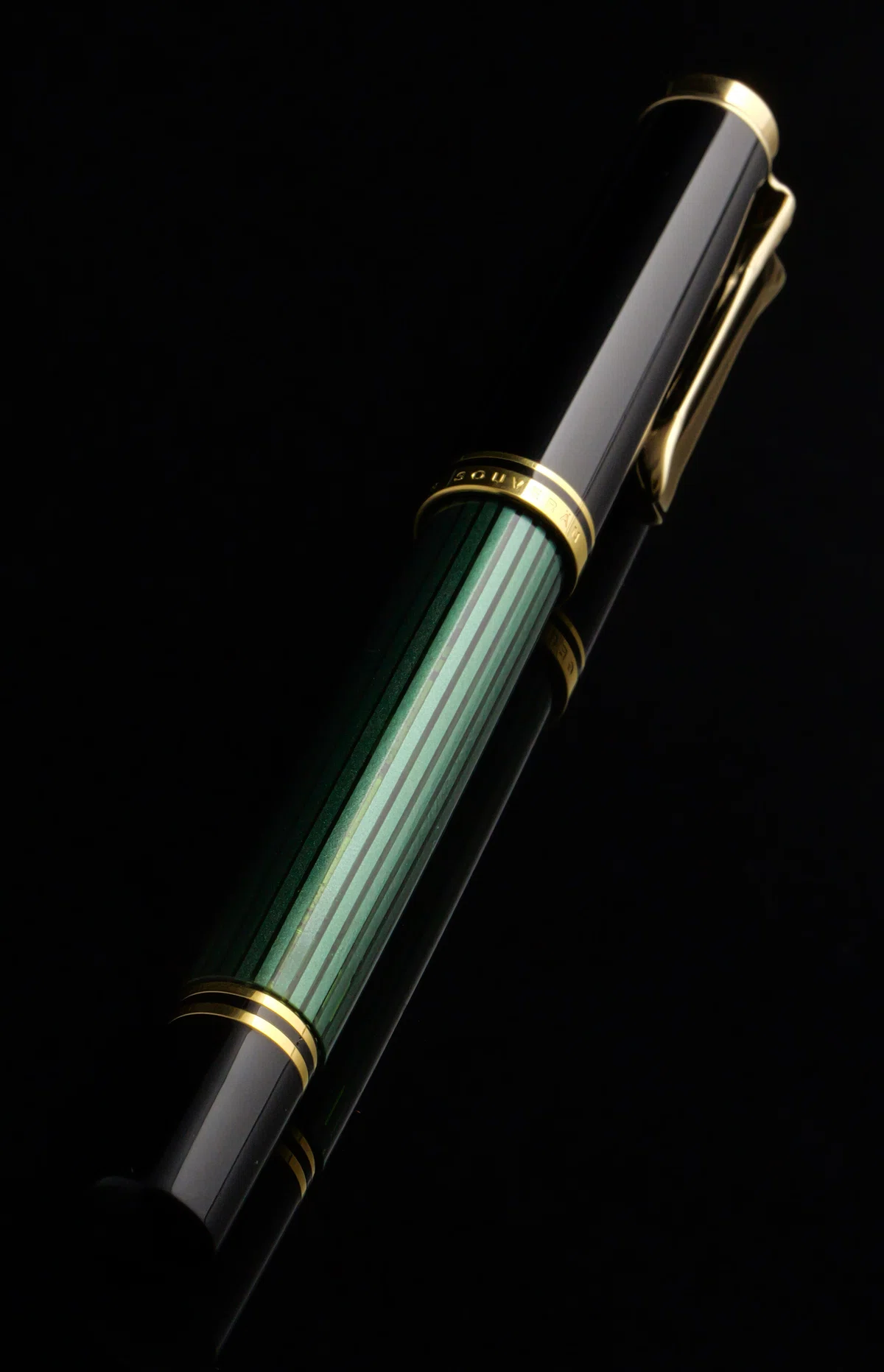 初めてのスーべレーン：Pelikan Souverän M400 Green Stripe｜Hideo 