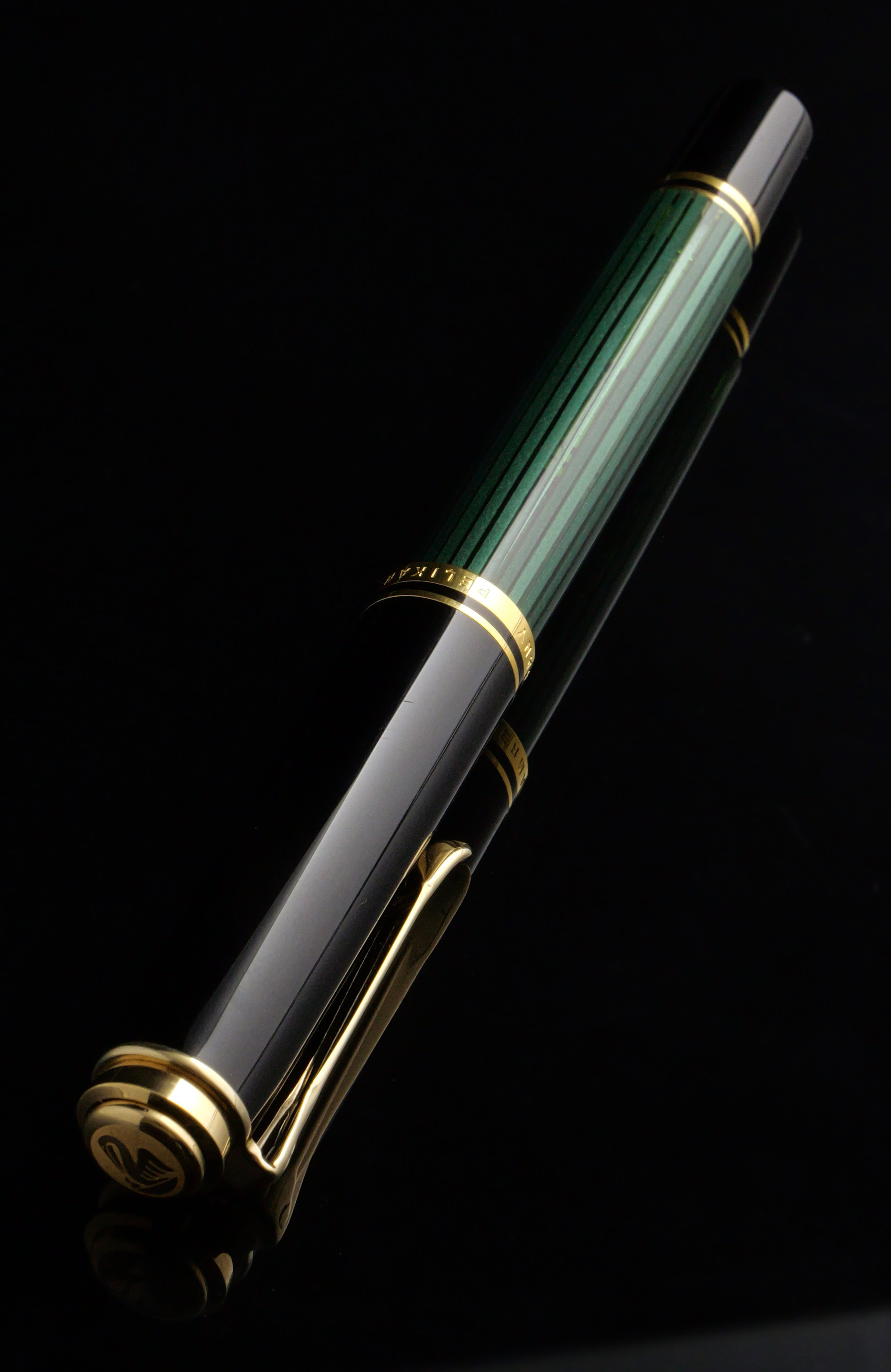 初めてのスーべレーン：Pelikan Souverän M400 Green Stripe｜Hideo