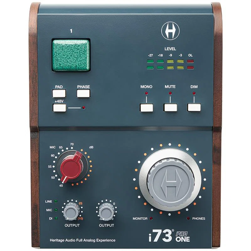 Neve 73スタイルのプリアンプ内蔵オーディオインターフェース