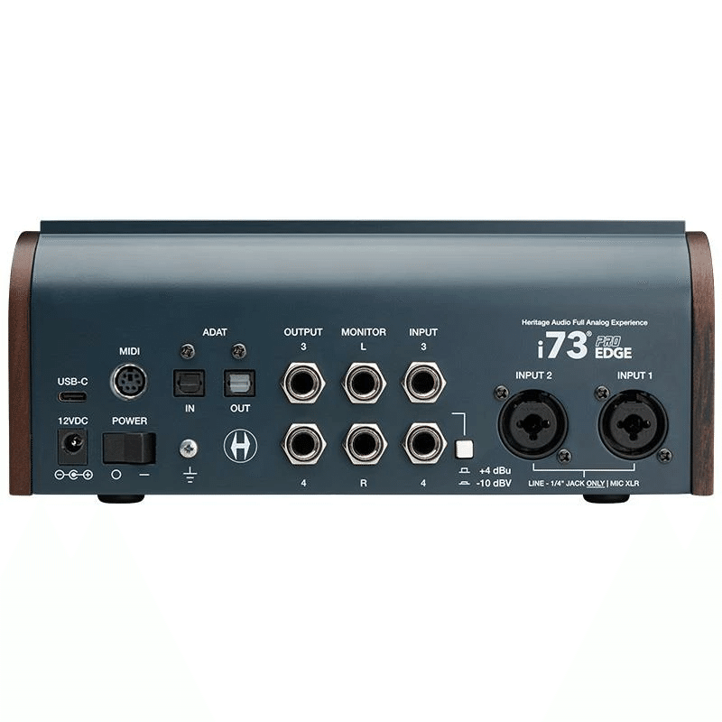 Neve 73スタイルのプリアンプ内蔵オーディオインターフェース