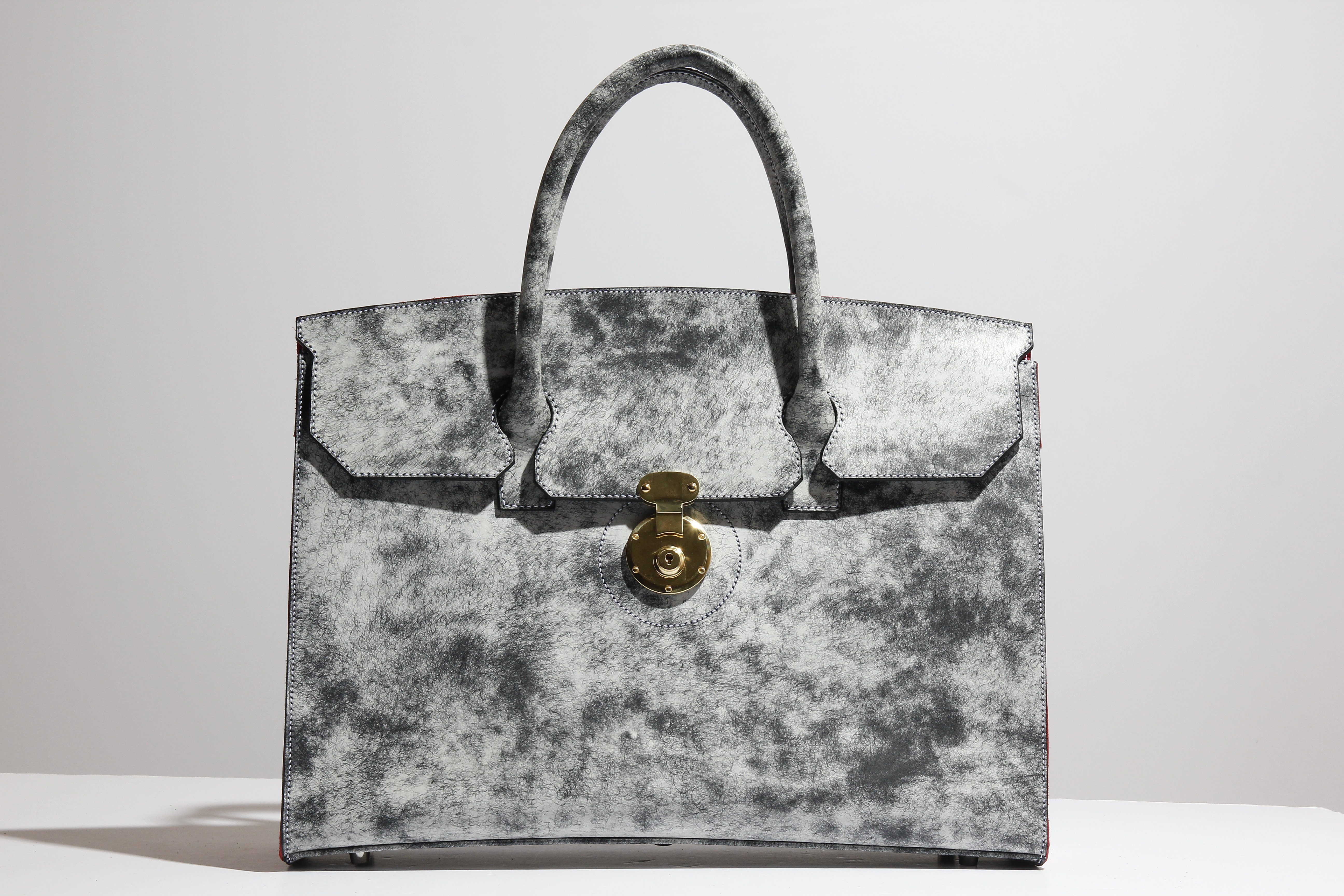 【定価47万円】 極美品 本革 通勤バッグ 100%高品質 ビジネスバッグ メンズバッグ 本日10%OFFクーポン NEW 本革ポーチつき TVドラマ