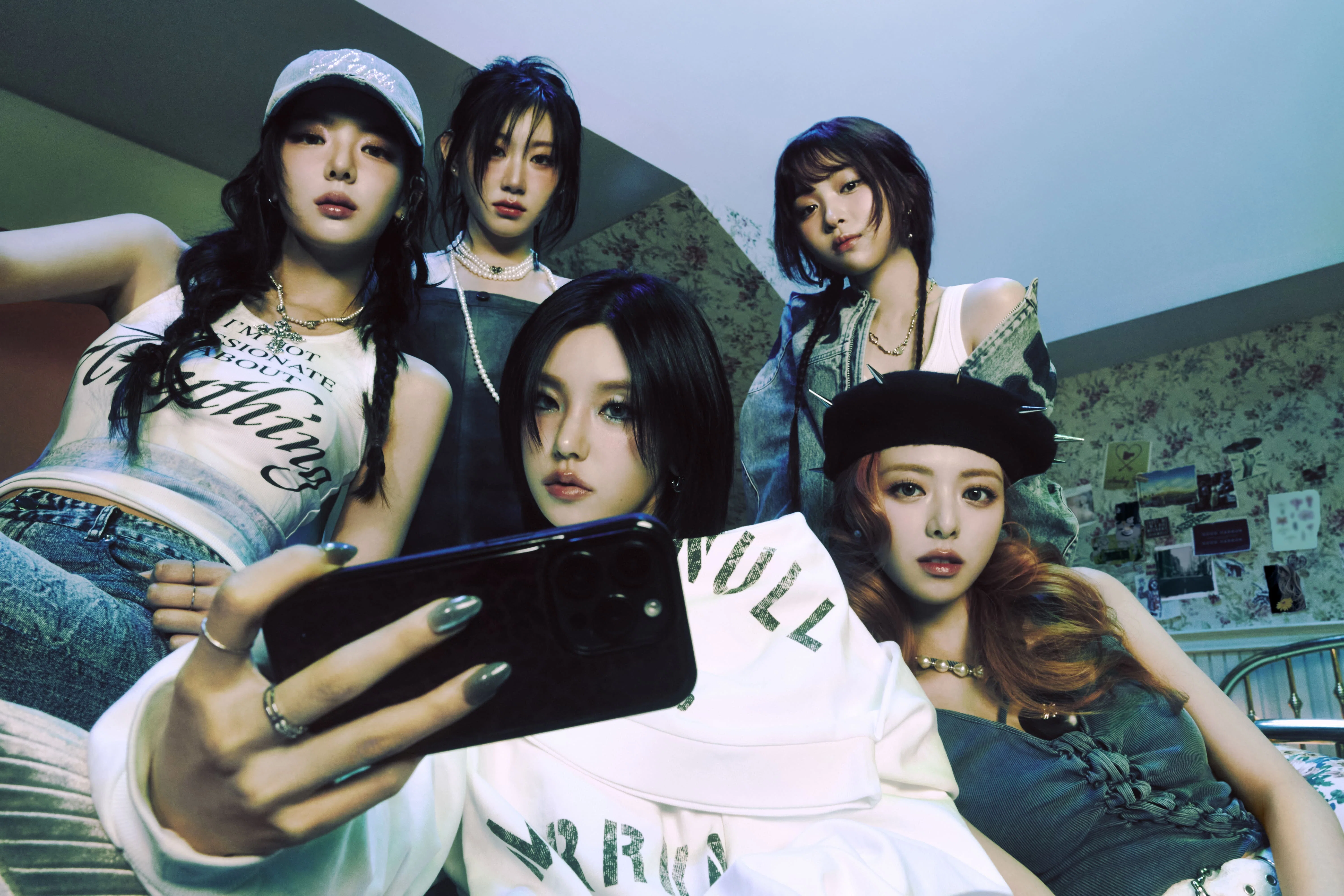 ITZY The 4th Fan Meeting ITZY MIDZY, LET'S FLY! 