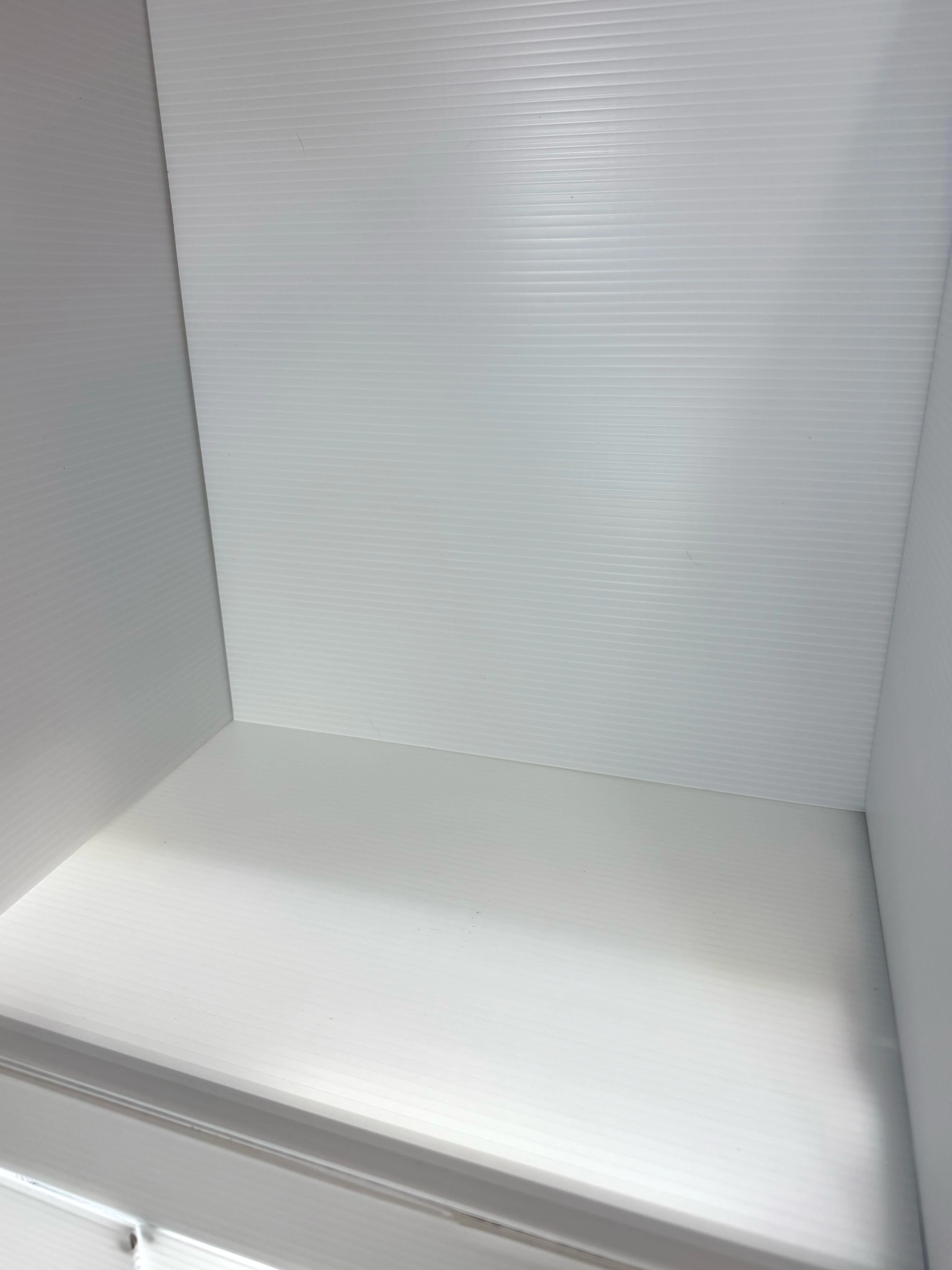 Building and installing a photo booth.｜14_factory