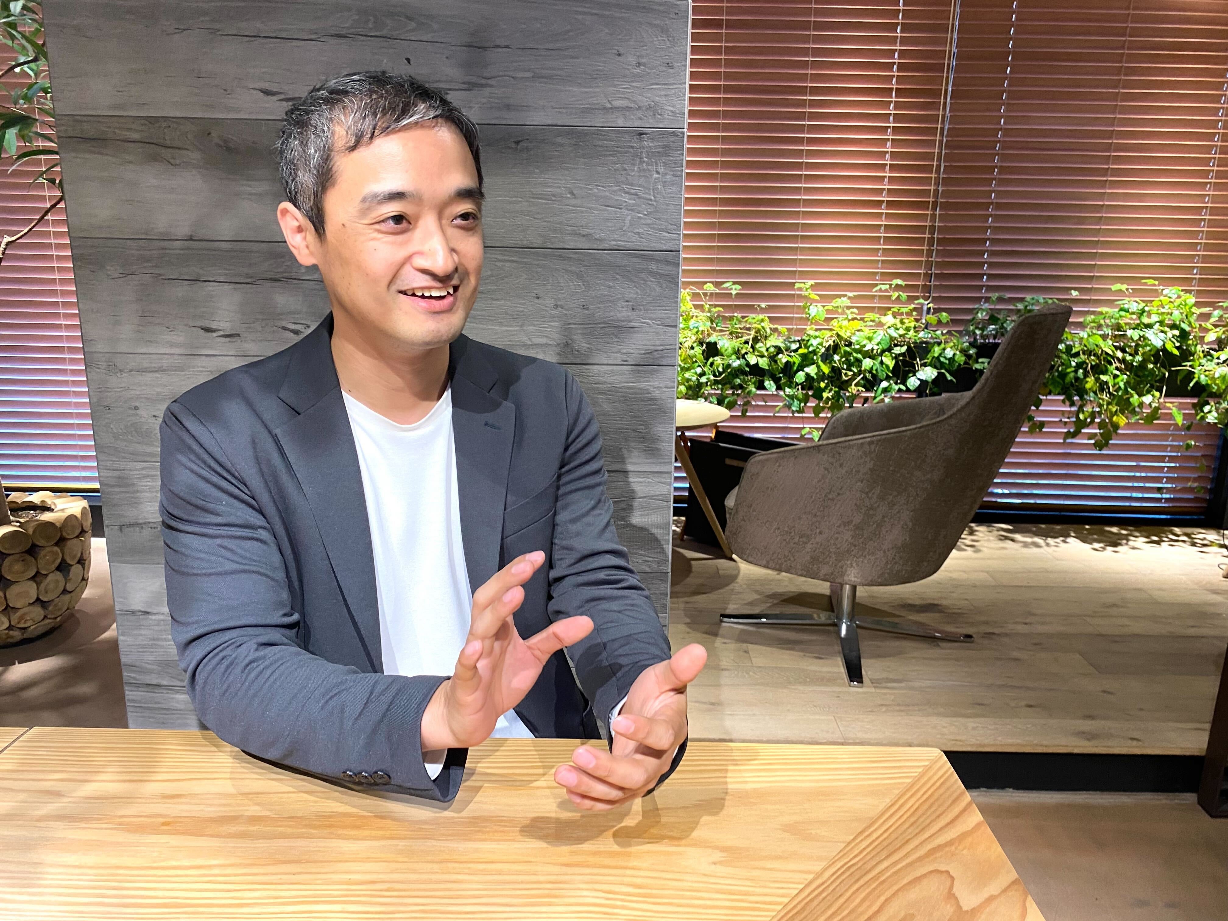 一人では気づけない視点で、最良の選択肢を提案する。｜ミライフ社員