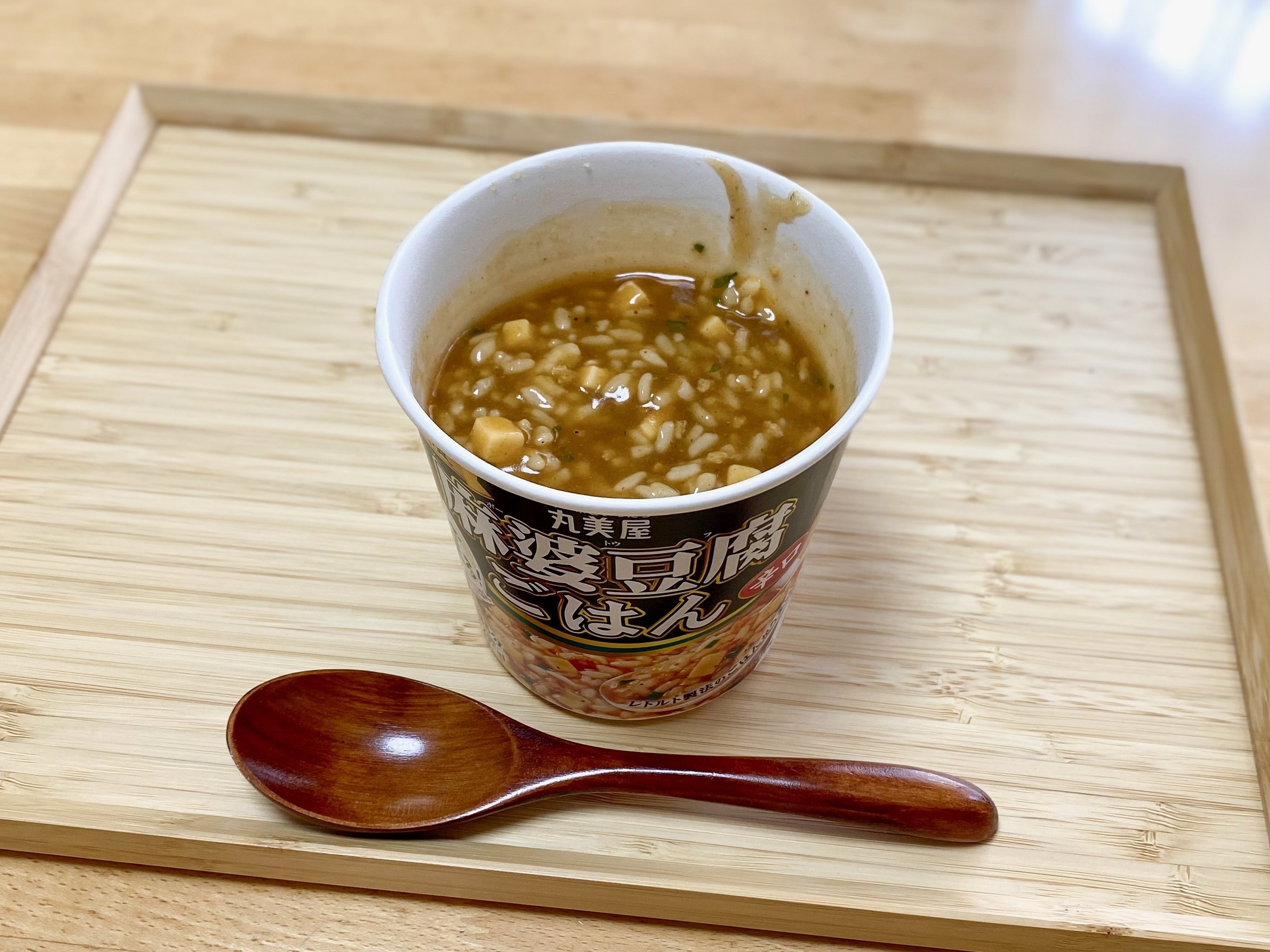 手軽に麻婆豆腐ごはん！丸美屋のカップ de ごはん いざ米（まい）るが