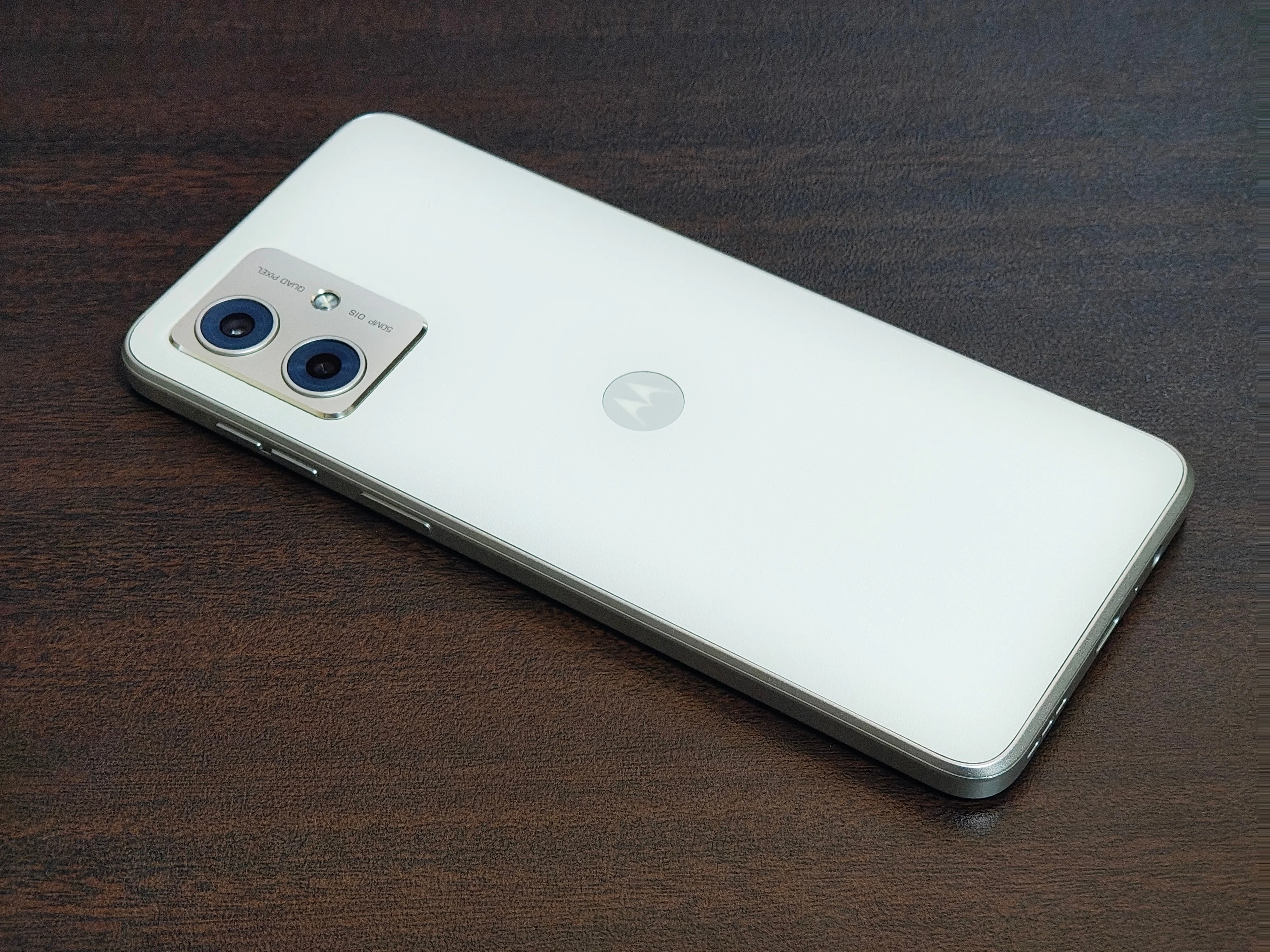 What are the differences between the moto g66y 5G and moto g64y 5G