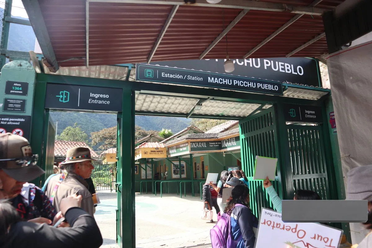 [Solo Female Trip to South America #09] Peru Part 8: From Aguas ...