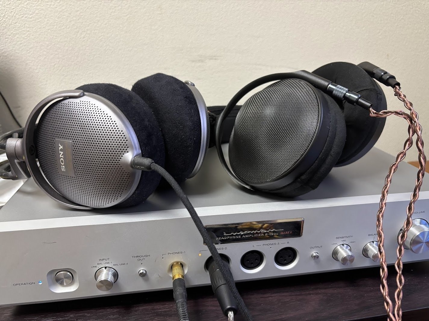 なぜ“密閉”好きの私が、SONY MDR-Z1Rを愛してやまないのか？｜み