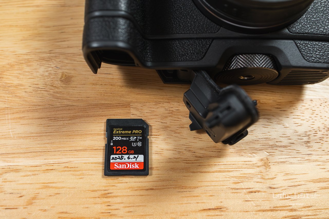 カメラ初心者必見！ カメラを買ったら揃えるべき必須アイテム7選