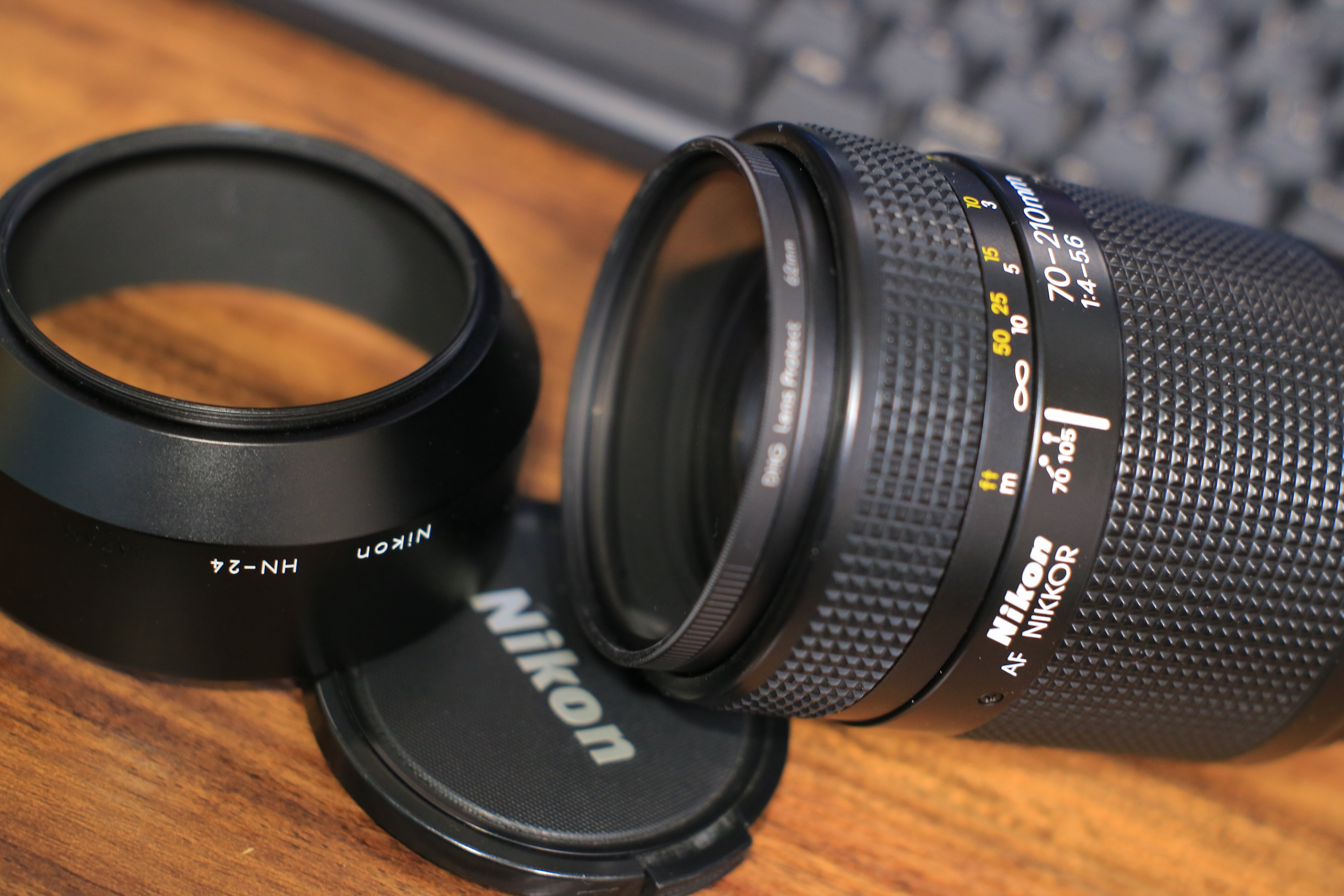 レンズ(ズーム) Ai AF Nikkor 70-210mm F4 Nikon ニコン AF ZOOM NIKKOR 70-210mm F4-5.6 Fマウント ズーム