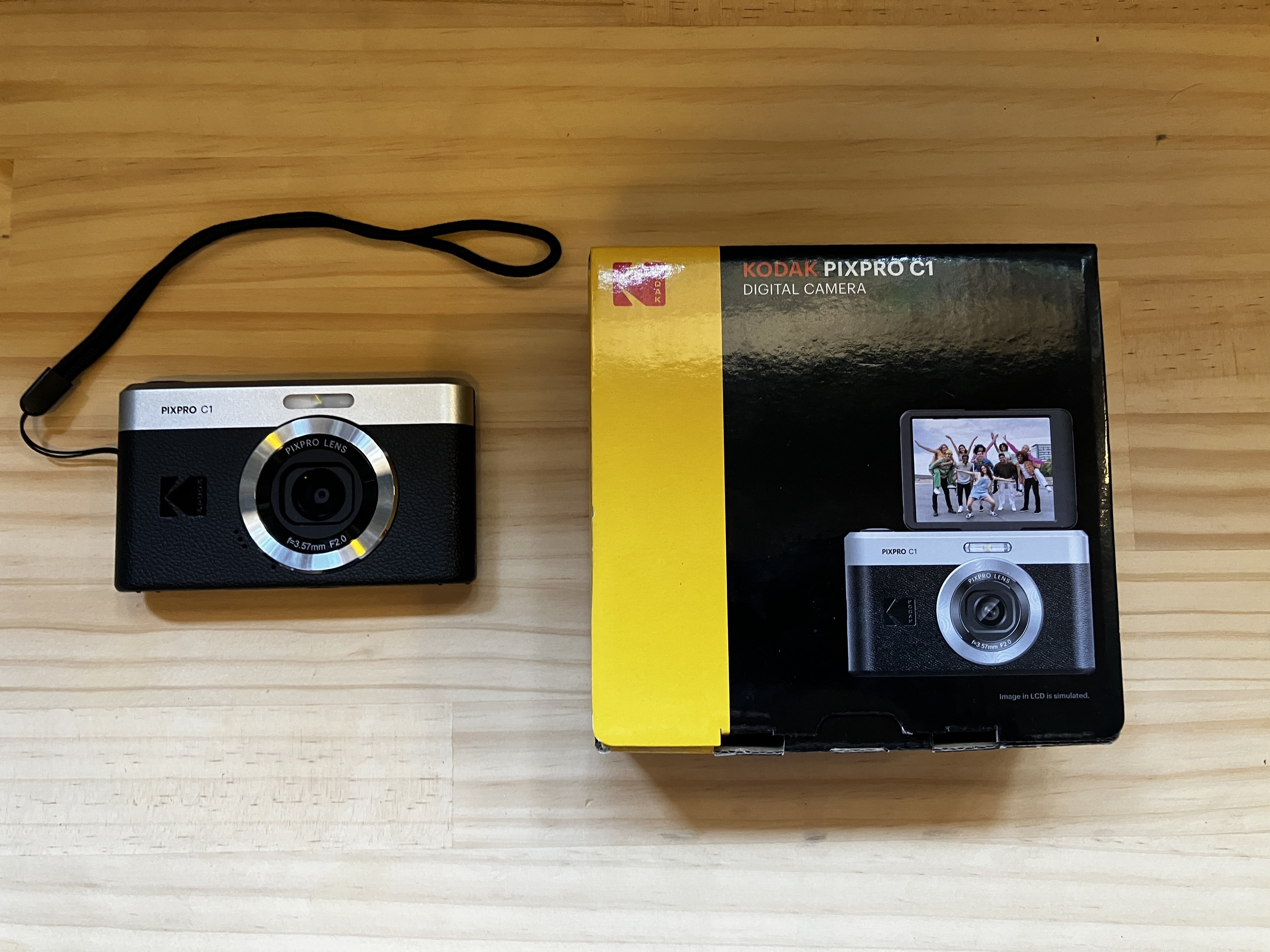 Kodak PIXPRO C1 デジタルカメラmicroSD、変換アダプタ付き Kodak PIXPRO C1 SDカード付き - メルカリ