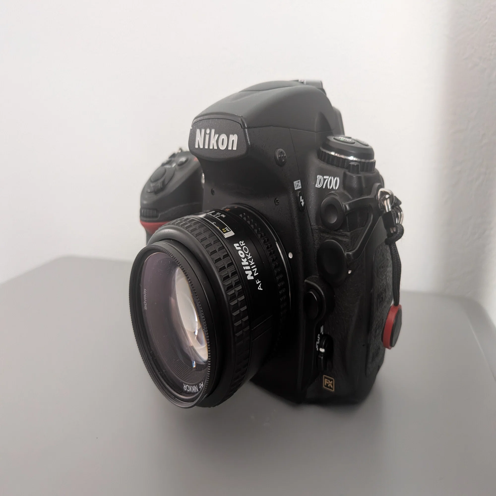 憧れだったNikon D700を今さら買った話。古くても、最高の一台だった 