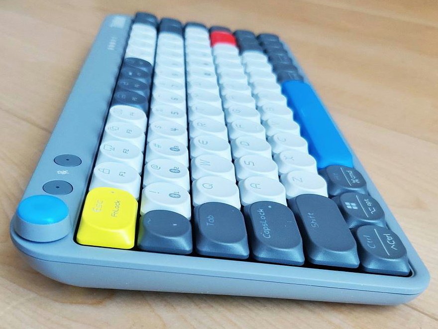 Lenovo ThinkBook KB Proを通してロープロファイル メカニカル