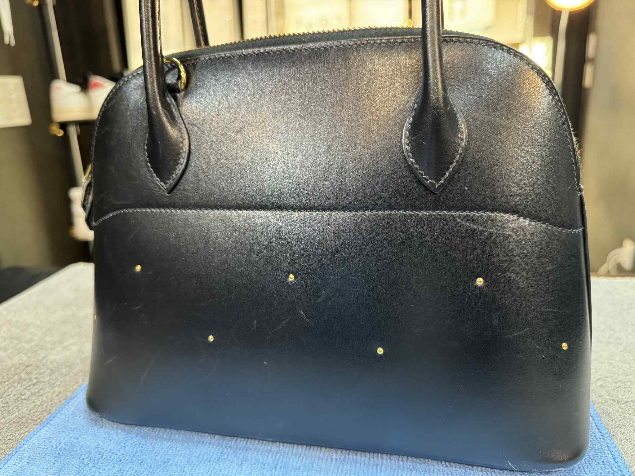 感動実話】母から譲られた30年前のエルメス。傷だらけのボリードが蘇る