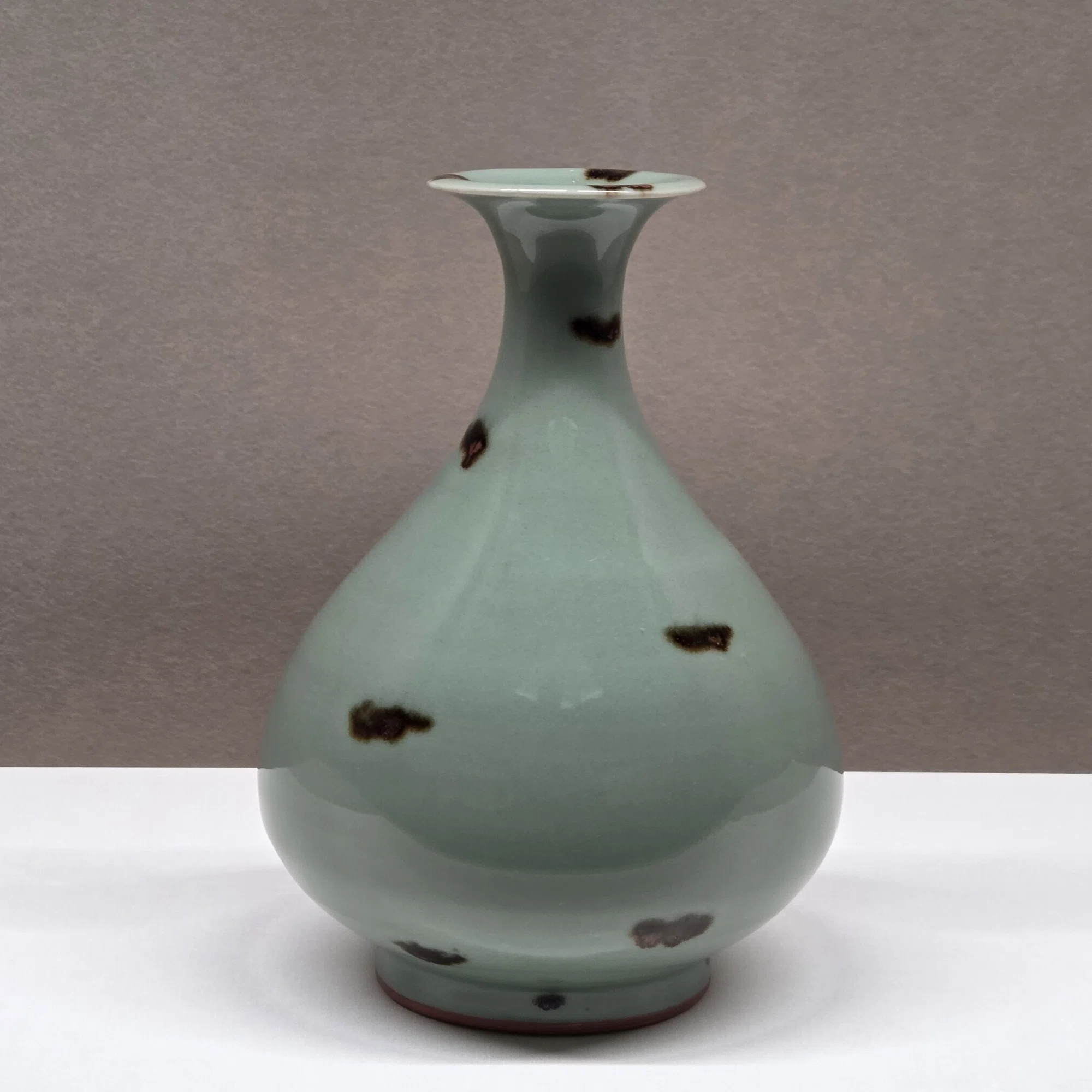 安宅コレクションの飛青磁花生｜iogimachi