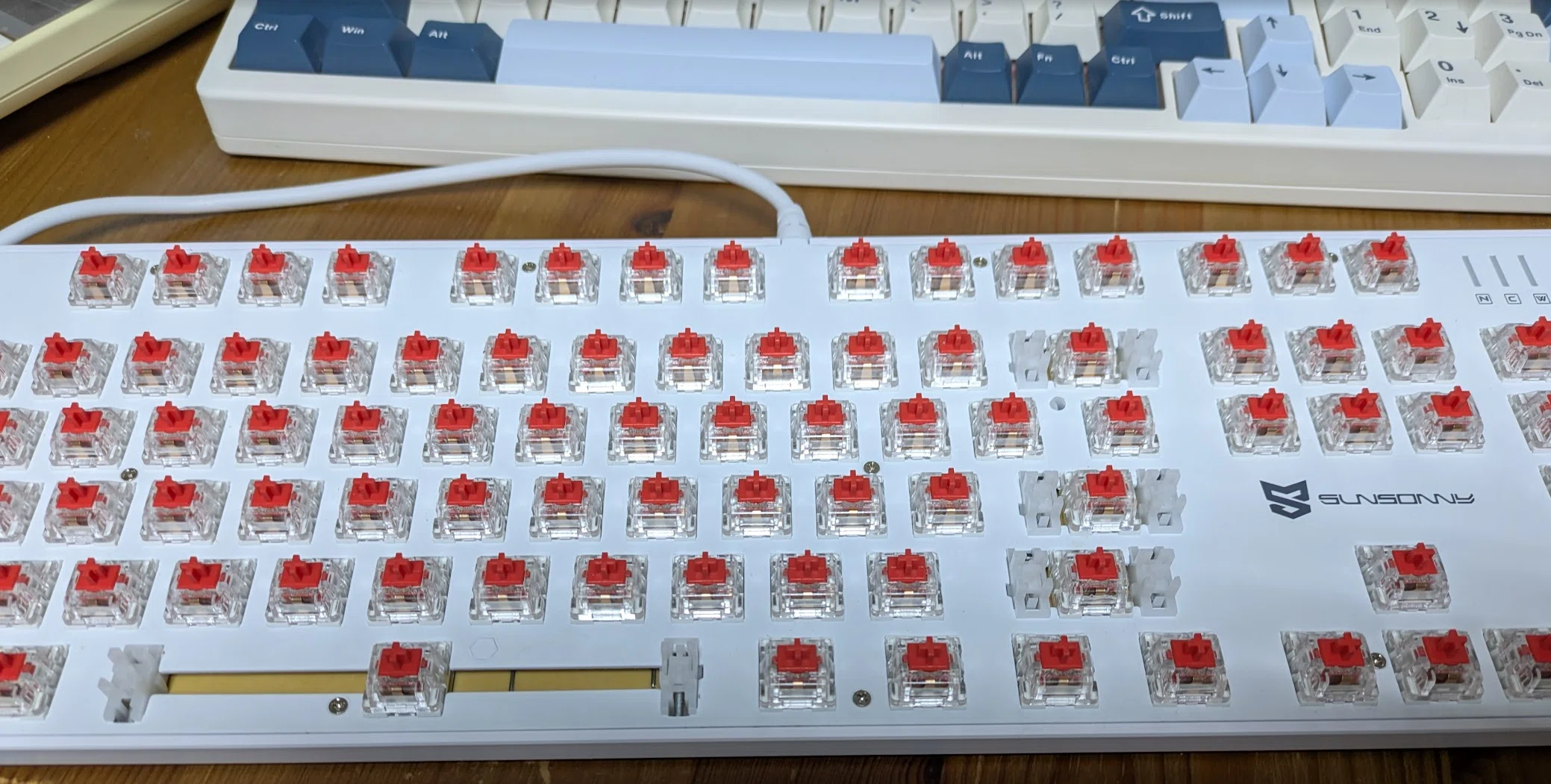 ジャンク中華キーボードを買うが動かない｜ねりうに