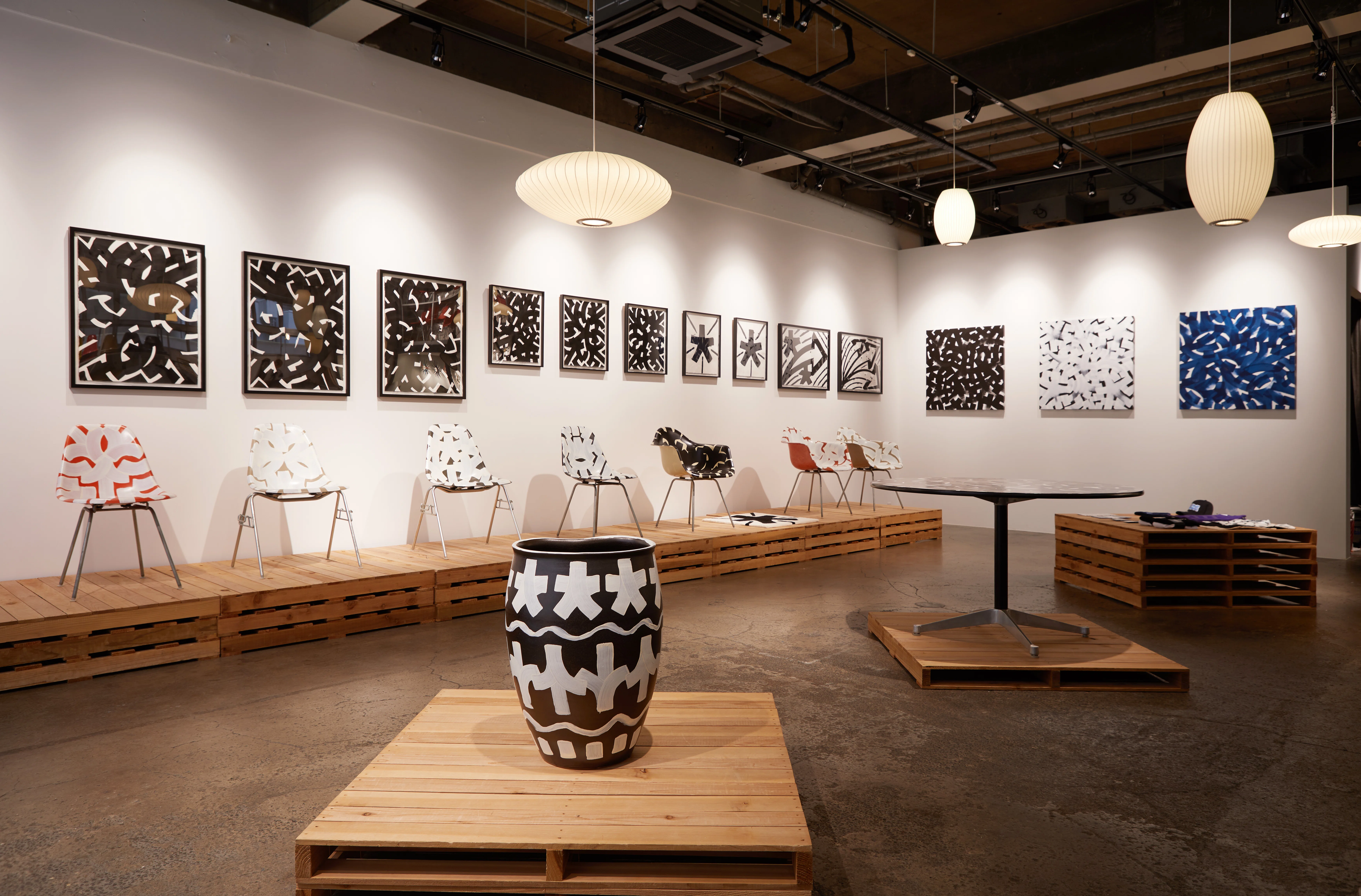 アートと暮らしが交差する場」 calif art gallery〔カリフ アート