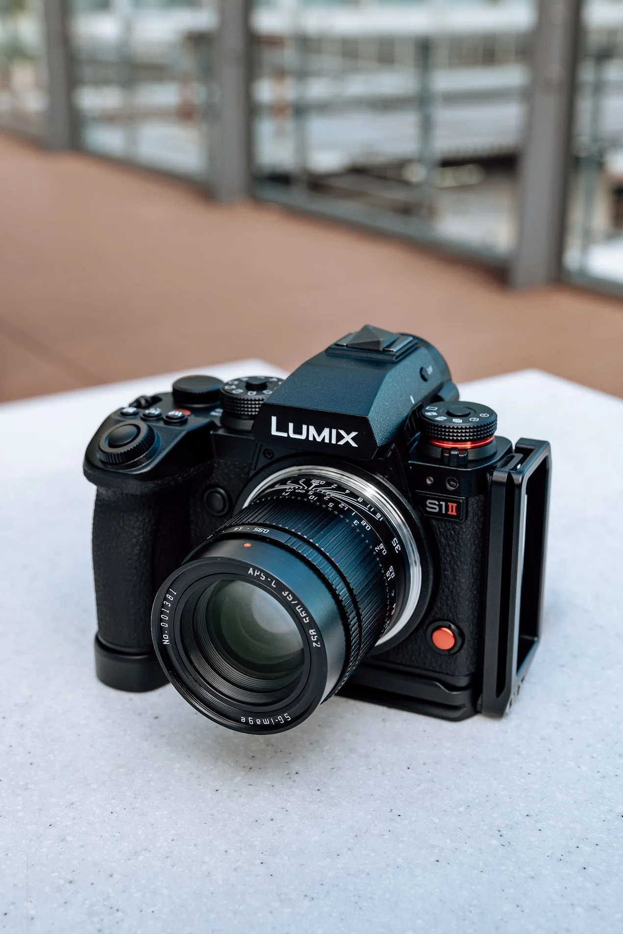 レンズレビュー ＜SG-image 35mm F0.95＞ 日常をドラマチックに変える
