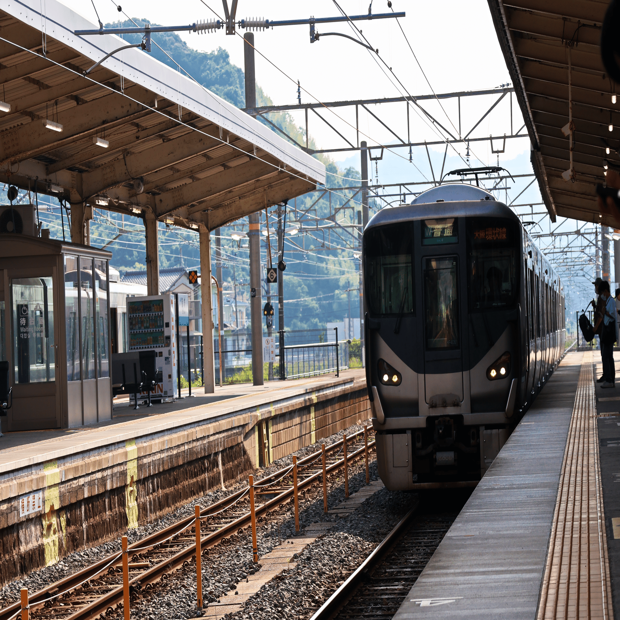 鈍行列車で和歌山の海を見ながら本州最南端へ行った話｜じょじょ