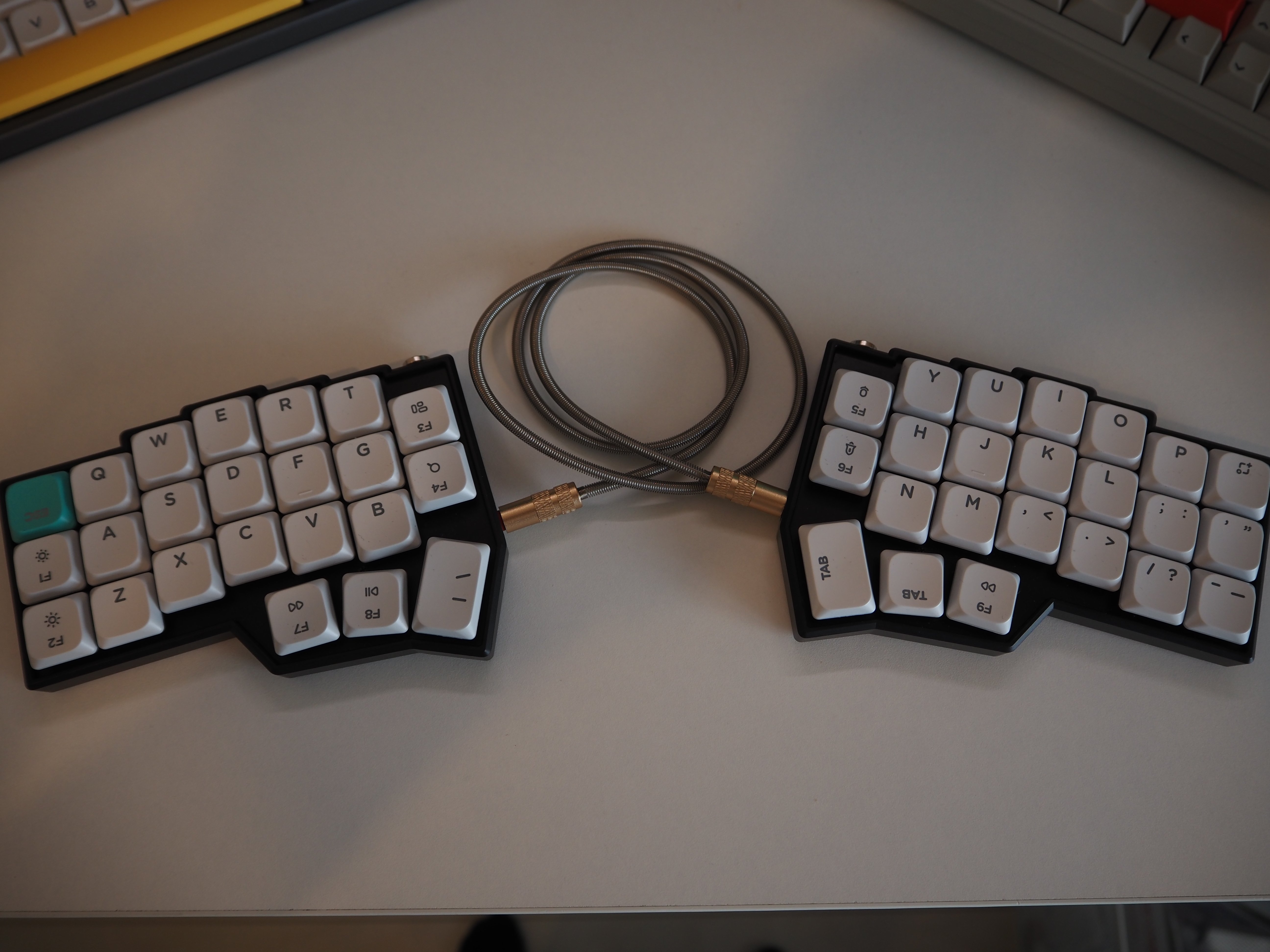 Libertouch FKB8450-552/G かな無し ProgresTouch RETRO（日本語配列）- メカニカルキーボード