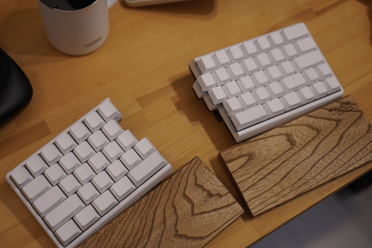 Libertouch FKB8450-552/G かな無し キーボードについてぼんやり｜ふゆはばら